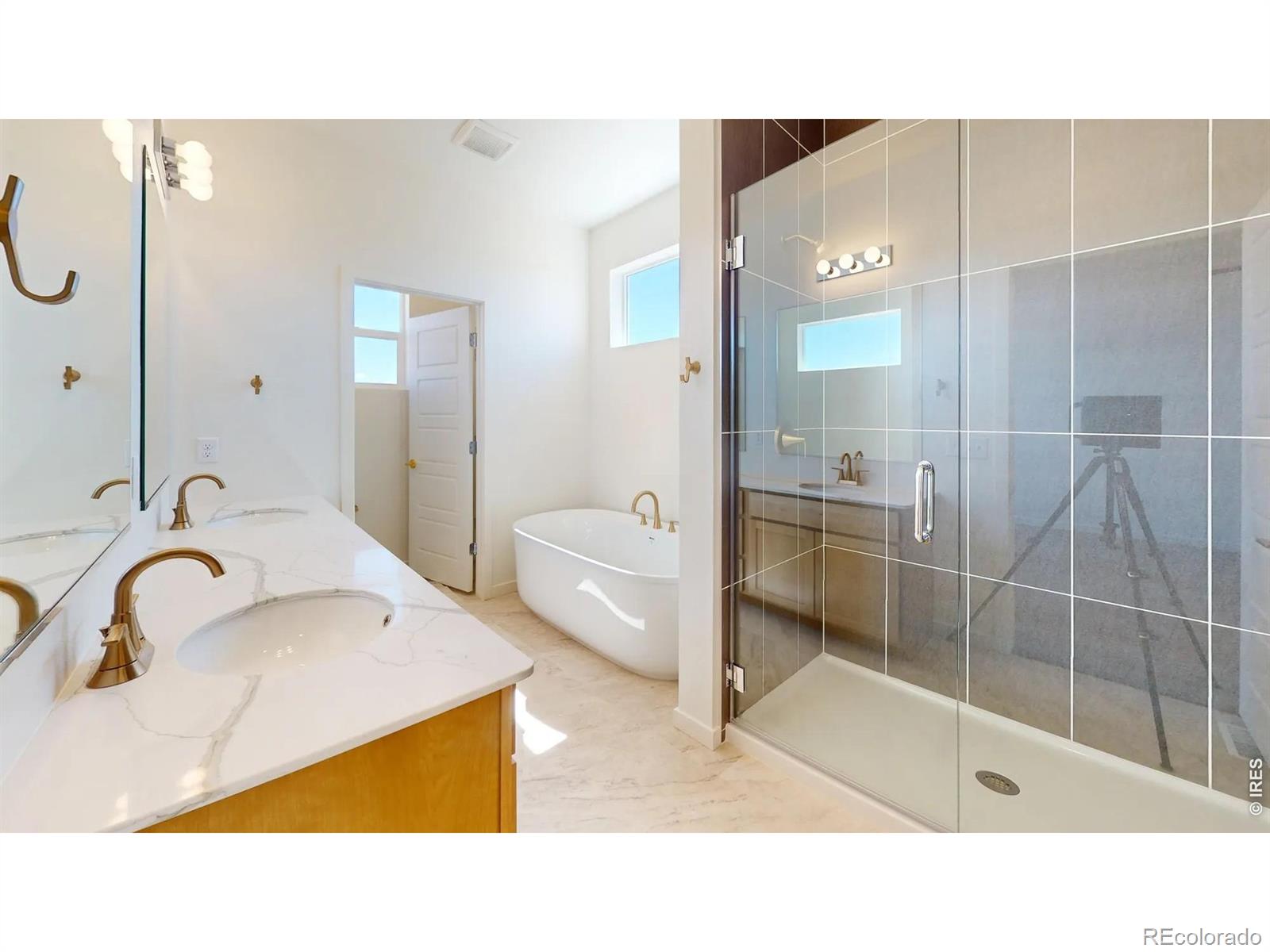 MLS Image #8 for 505  gavin court,hudson, Colorado