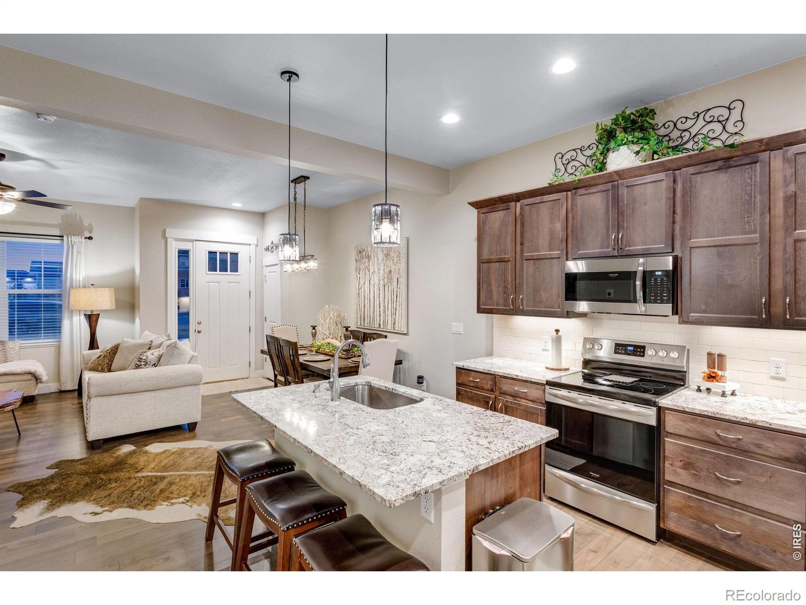 MLS Image #11 for 5221  longshaw court,windsor, Colorado