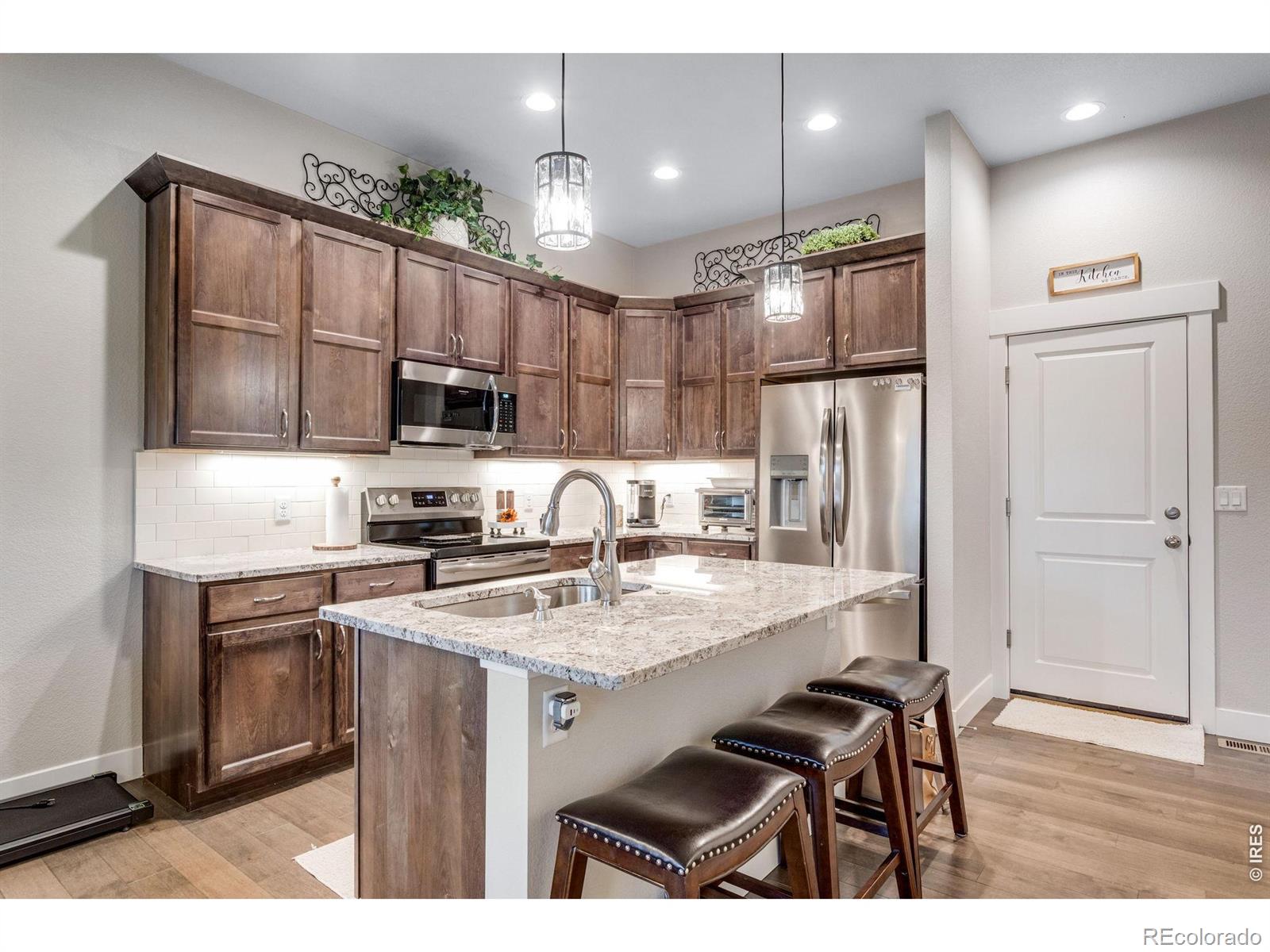 MLS Image #17 for 5221  longshaw court,windsor, Colorado