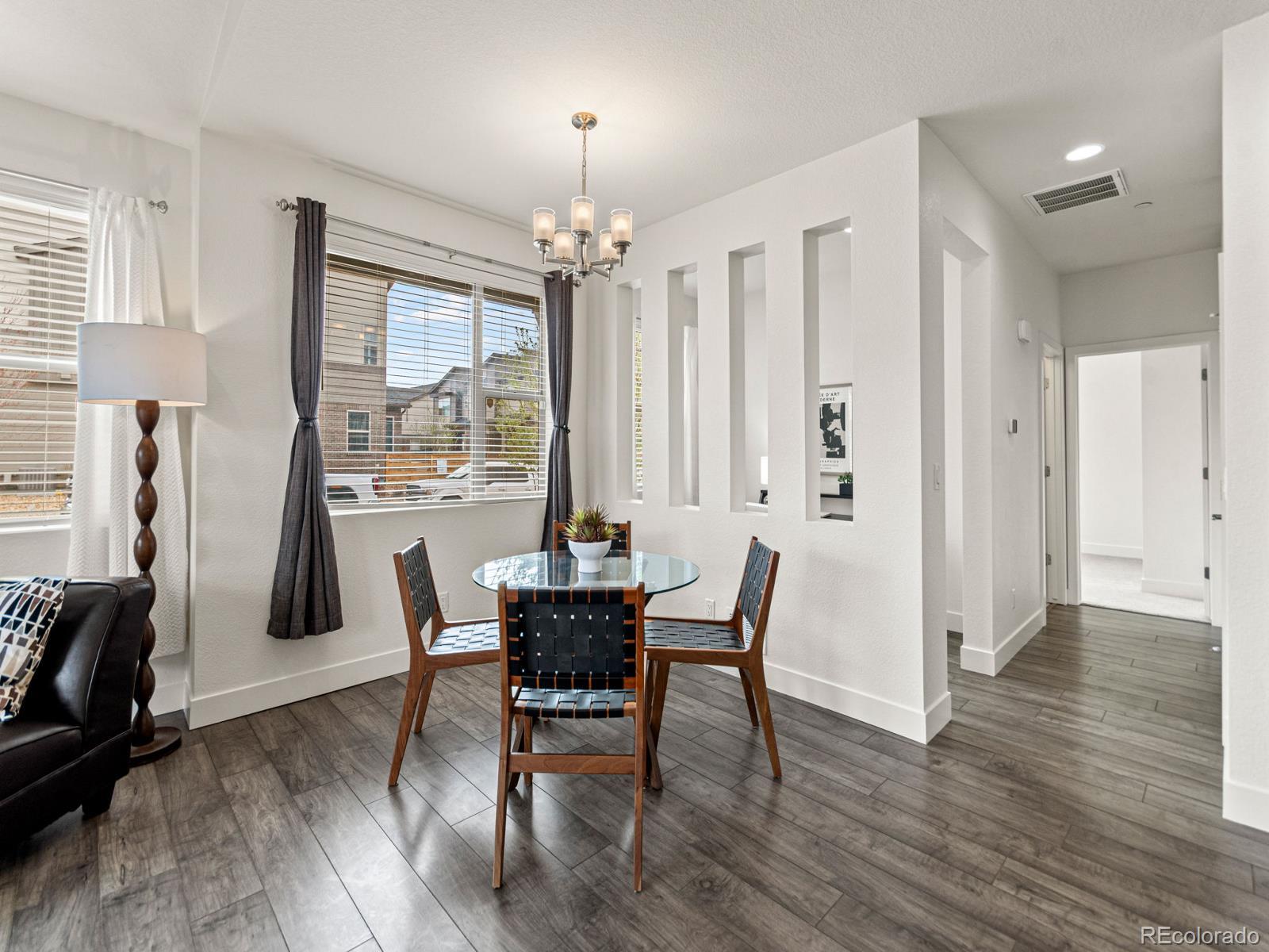 MLS Image #12 for 19515 e sunset circle,centennial, Colorado