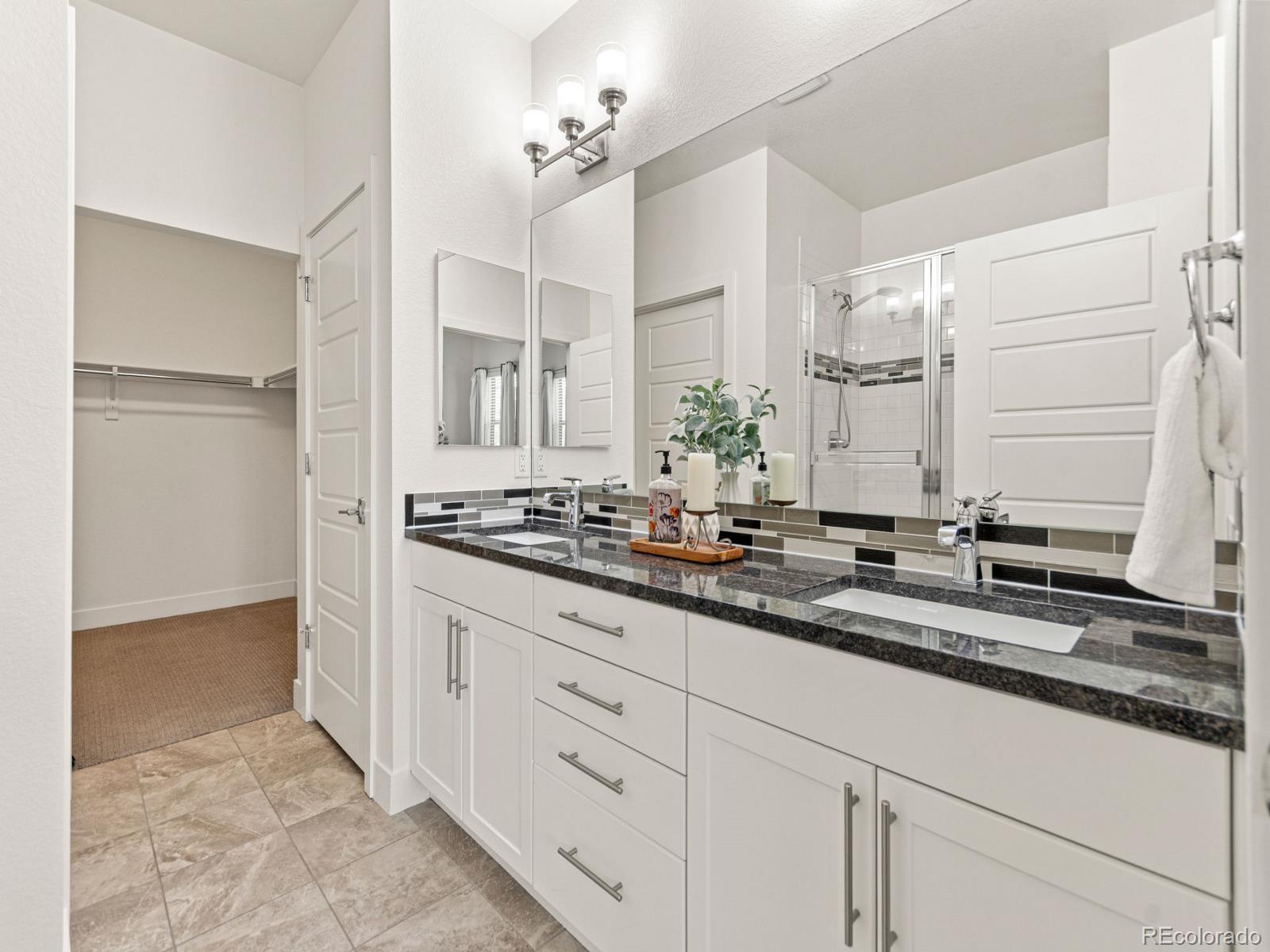 MLS Image #24 for 19515 e sunset circle,centennial, Colorado