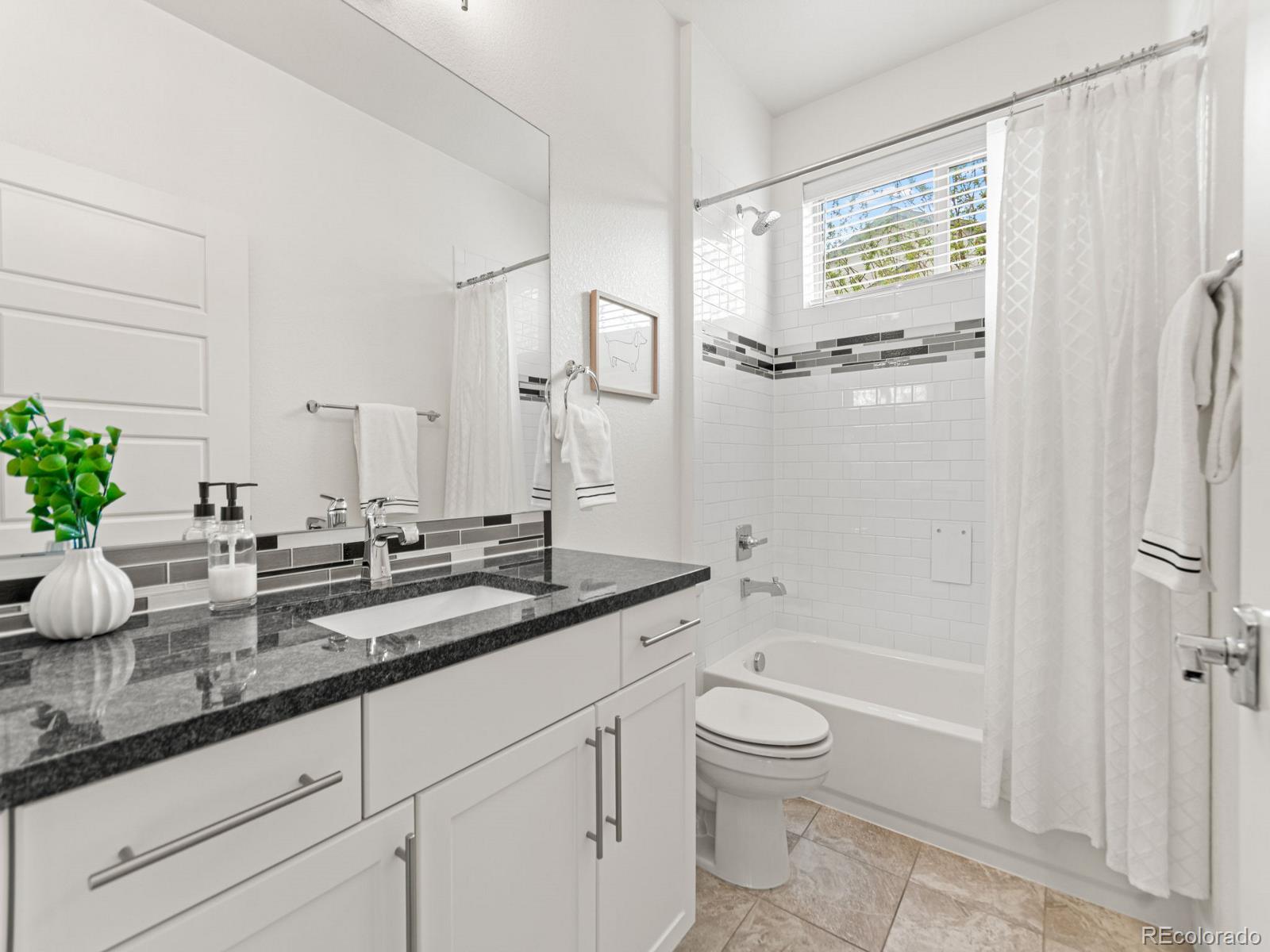 MLS Image #32 for 19515 e sunset circle,centennial, Colorado