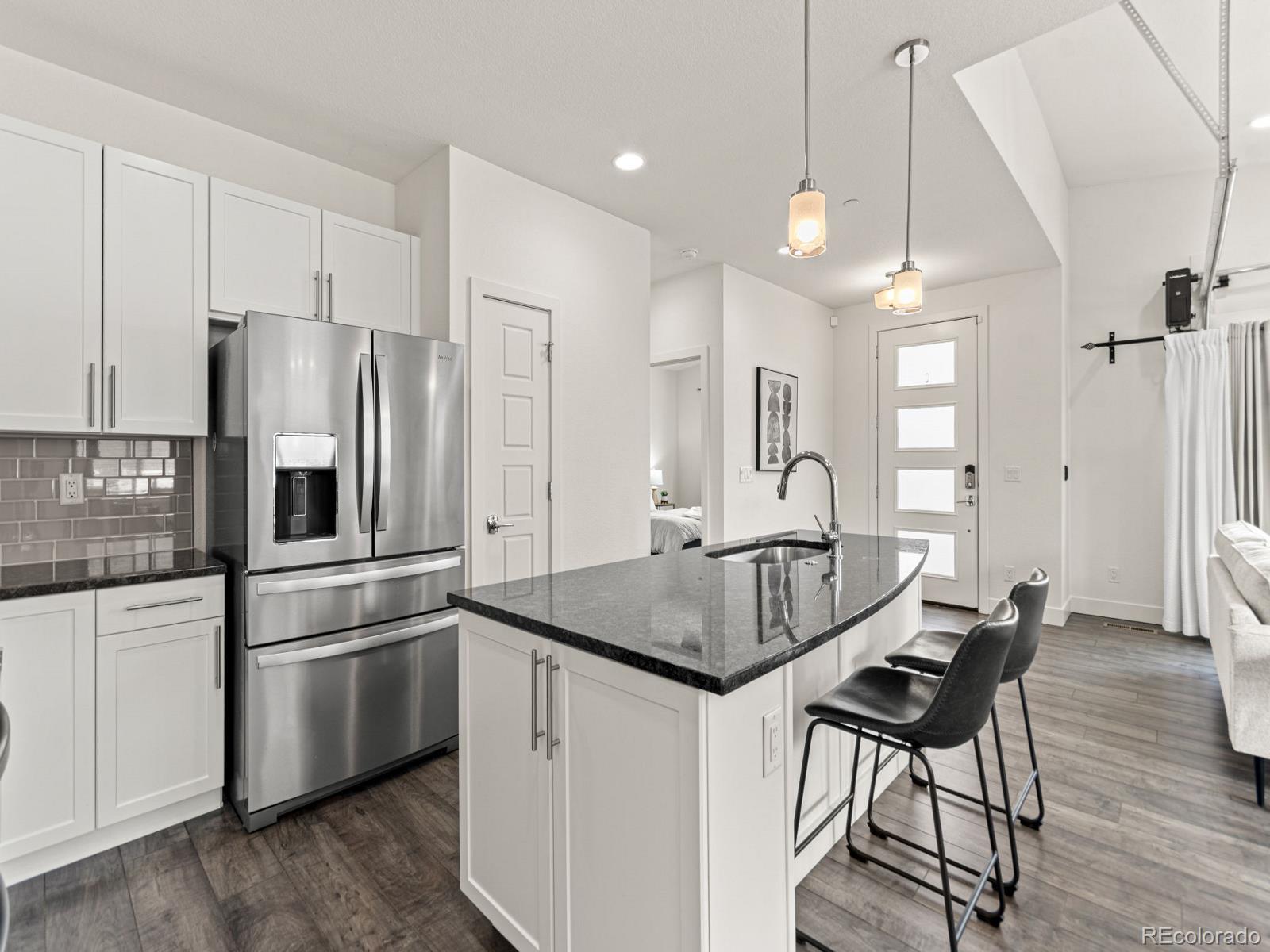 MLS Image #6 for 19515 e sunset circle,centennial, Colorado