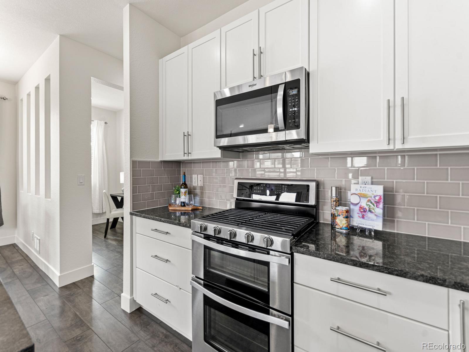 MLS Image #9 for 19515 e sunset circle,centennial, Colorado