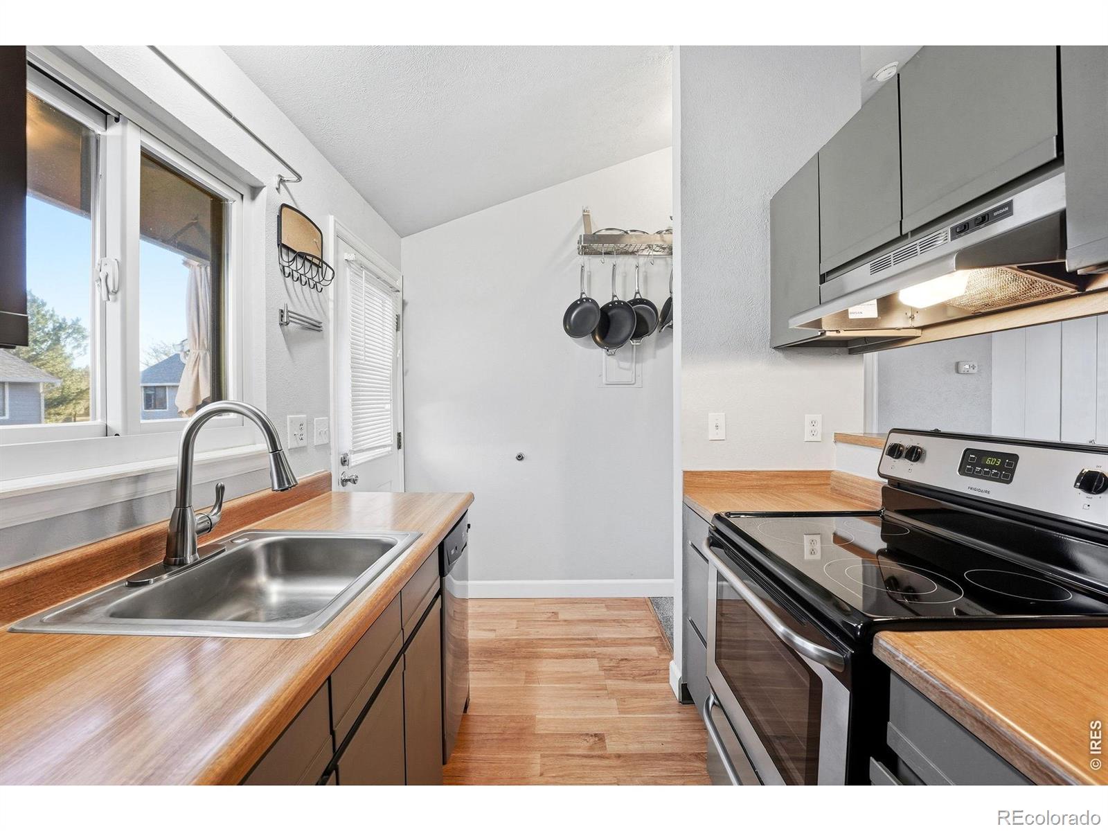 MLS Image #12 for 347 s taft court,louisville, Colorado