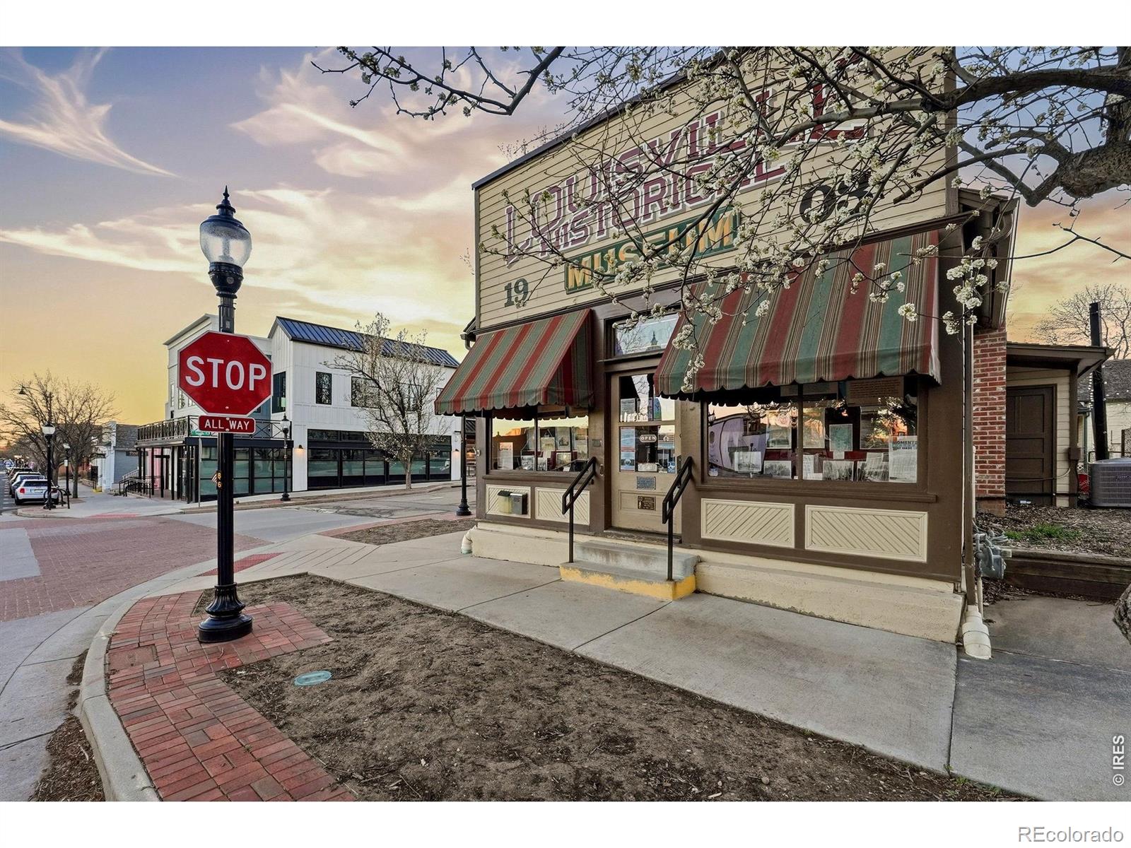 MLS Image #27 for 347 s taft court,louisville, Colorado