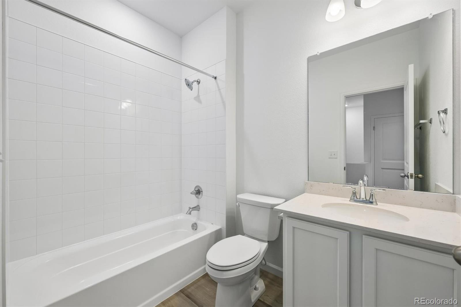 MLS Image #13 for 21351 e 67th avenue,aurora, Colorado
