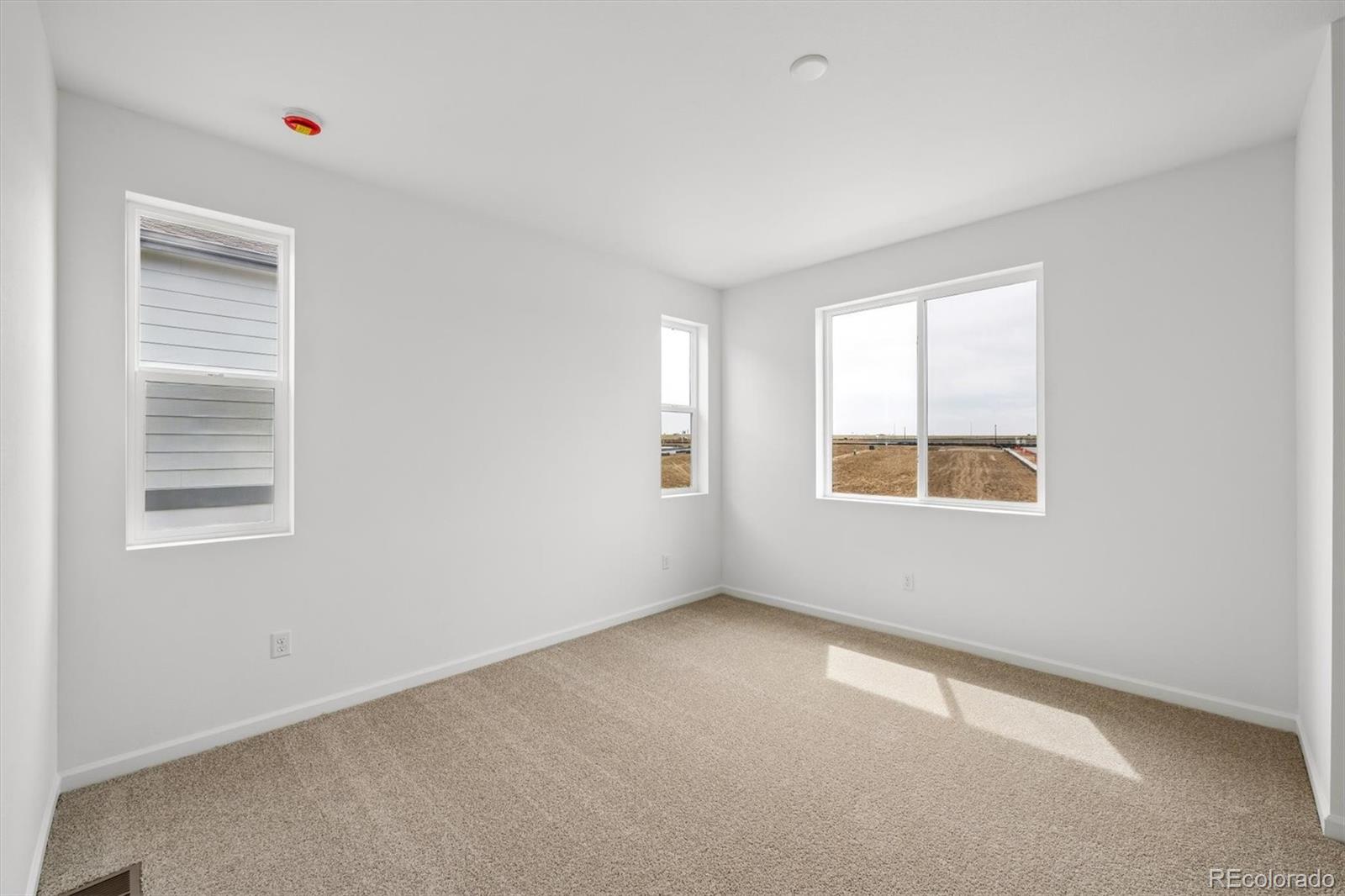 MLS Image #15 for 21351 e 67th avenue,aurora, Colorado