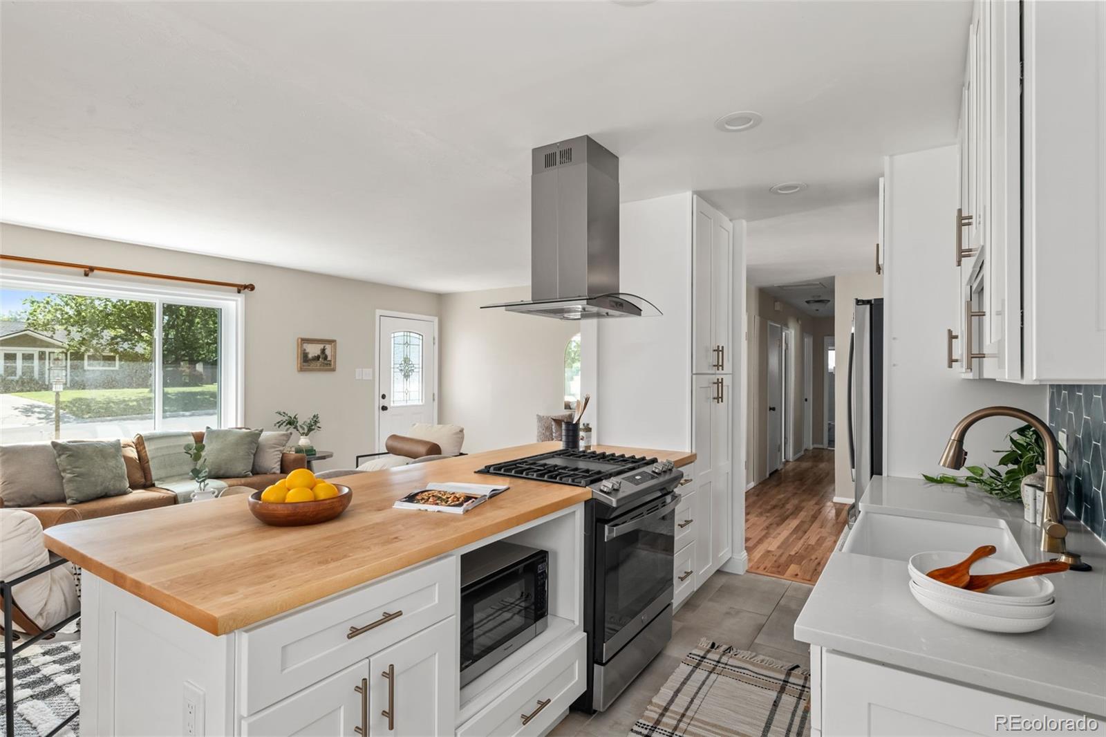 MLS Image #11 for 3201 s glencoe street,denver, Colorado