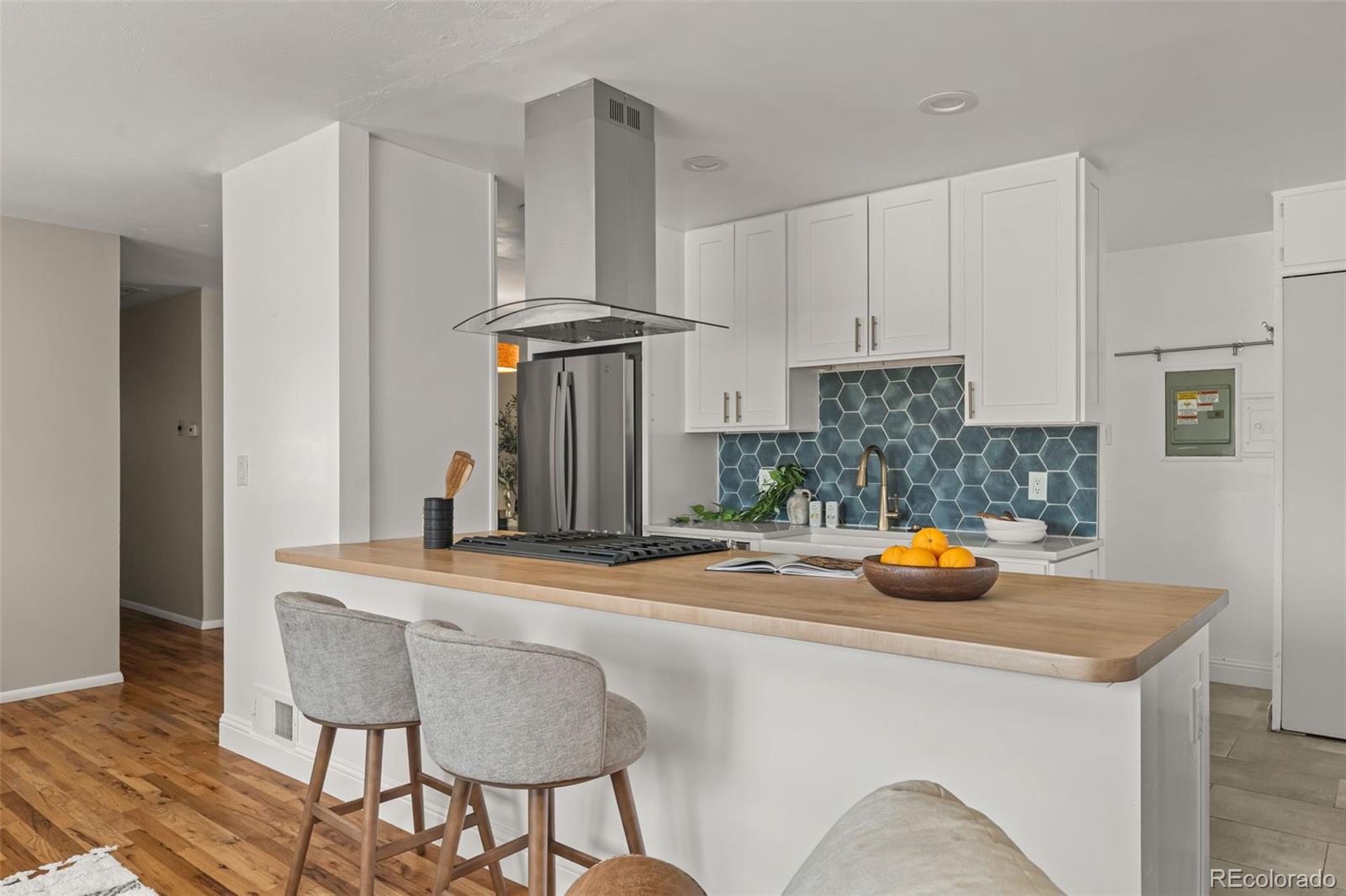 MLS Image #8 for 3201 s glencoe street,denver, Colorado