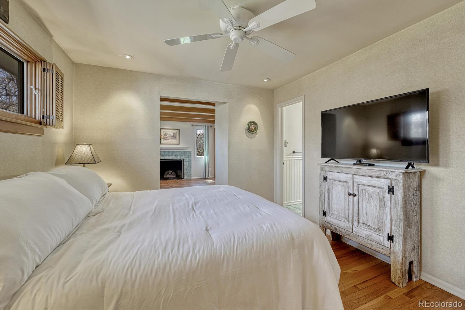 MLS Image #13 for 2190 e floyd avenue,englewood, Colorado