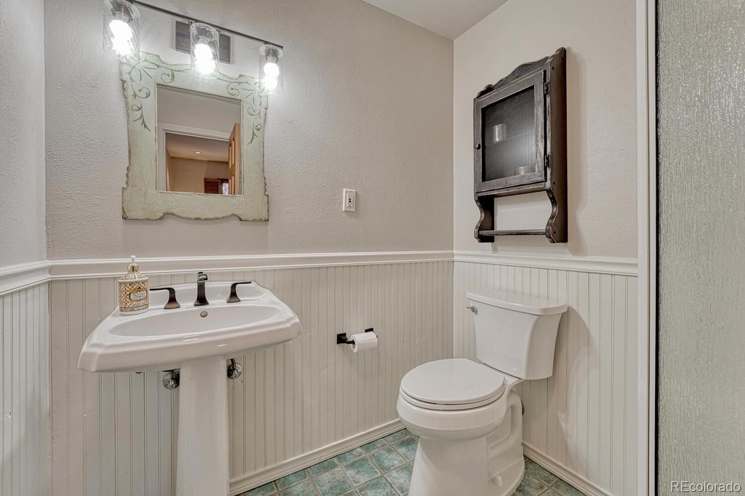 MLS Image #16 for 2190 e floyd avenue,englewood, Colorado