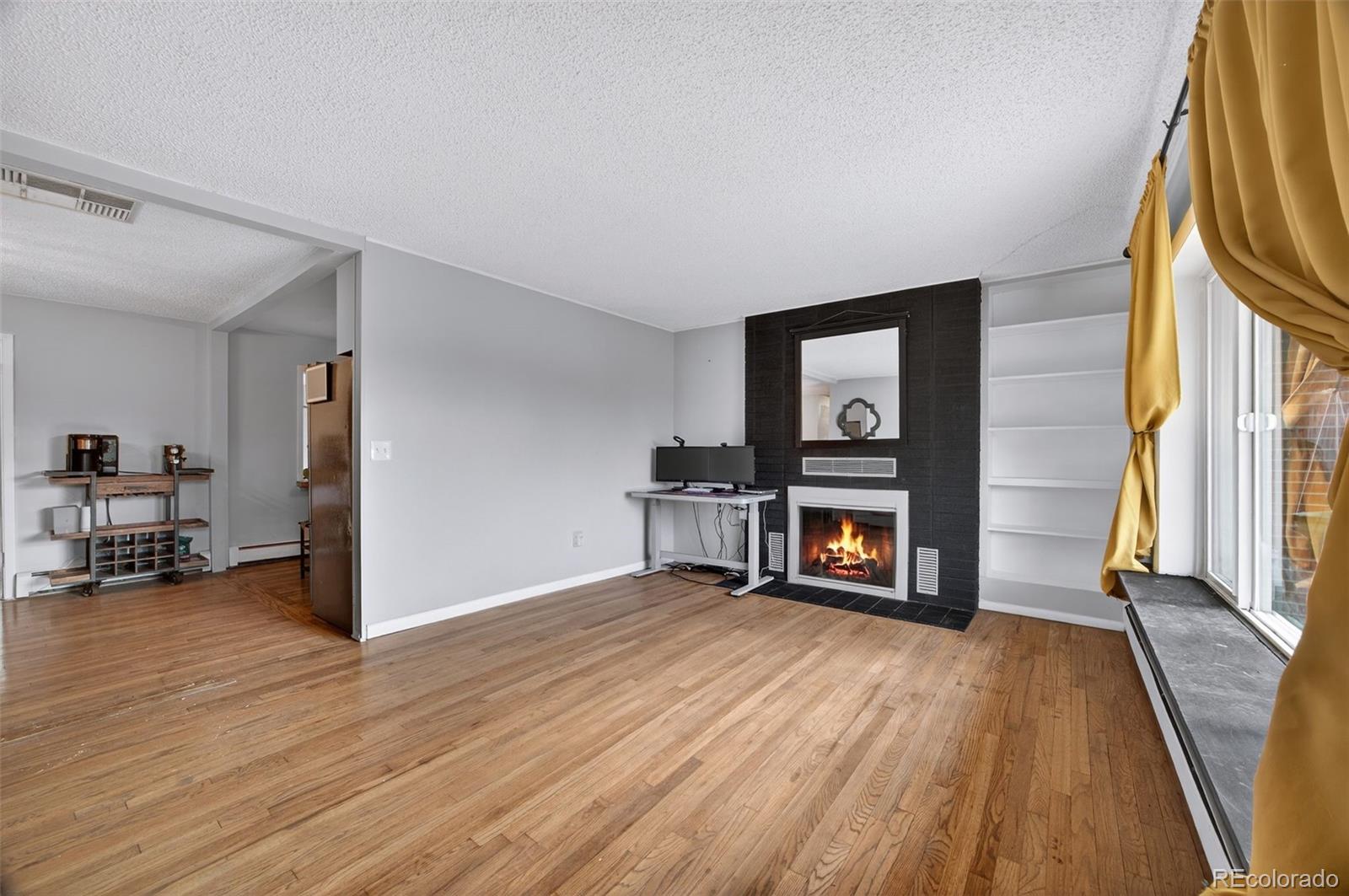 MLS Image #4 for 3168 s holly street,denver, Colorado