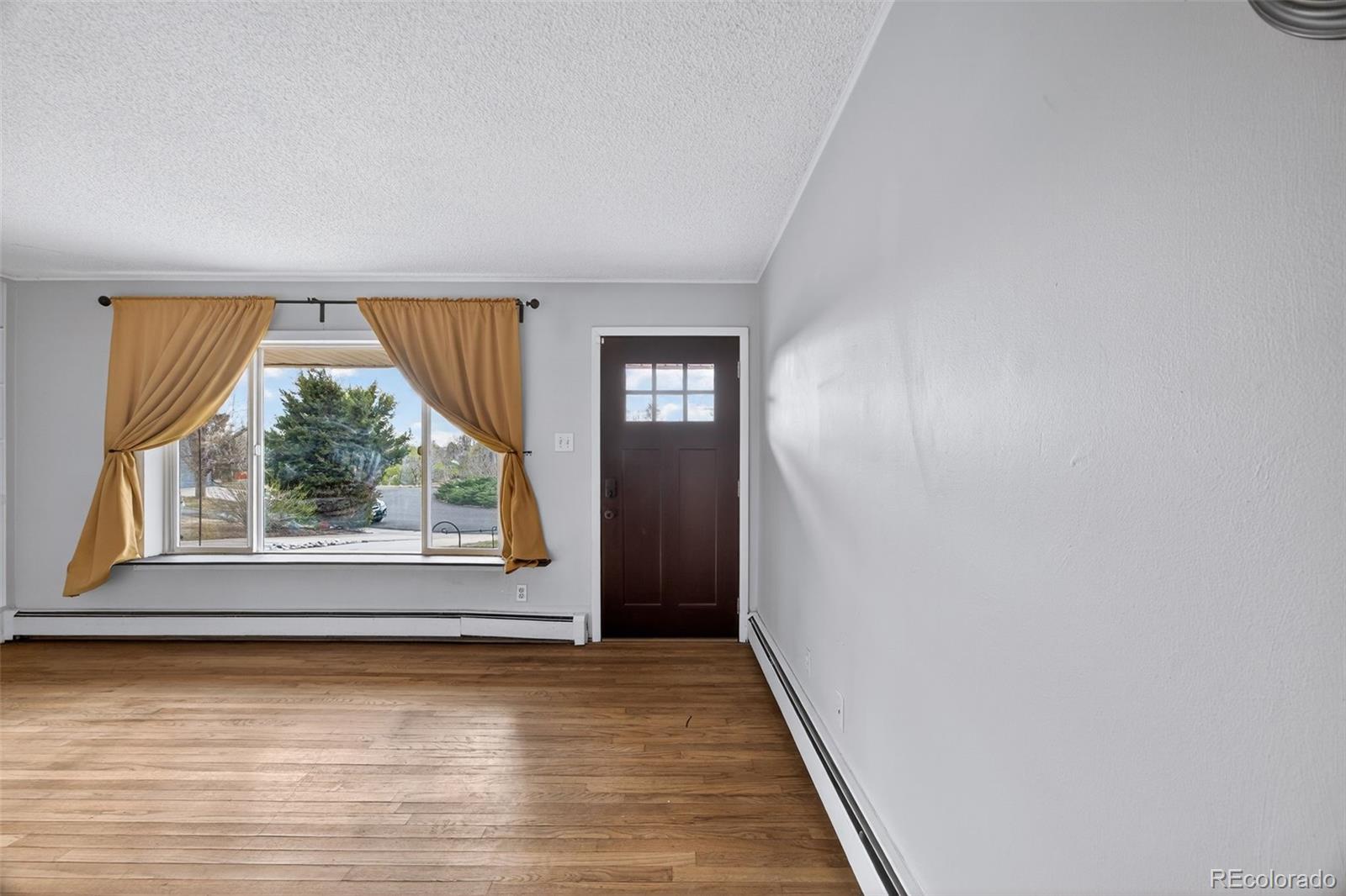 MLS Image #9 for 3168 s holly street,denver, Colorado