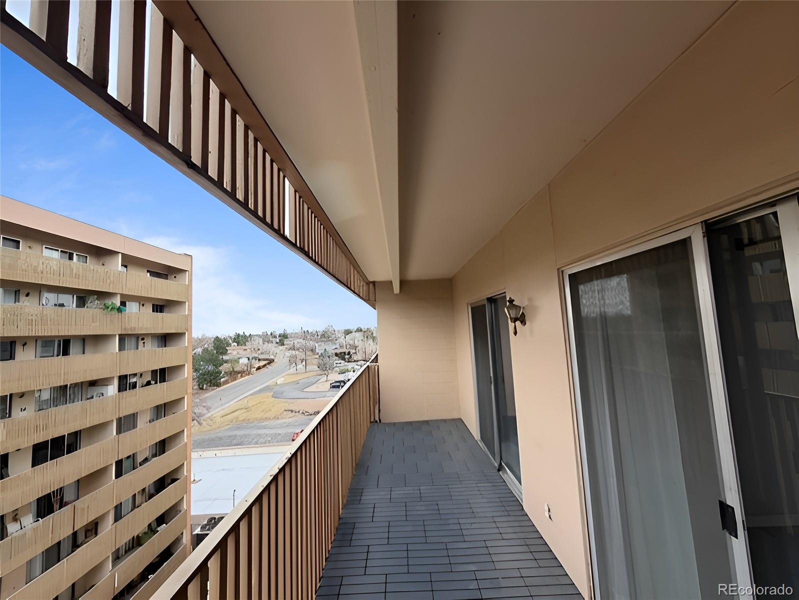 MLS Image #8 for 8060 e girard avenue 813,denver, Colorado