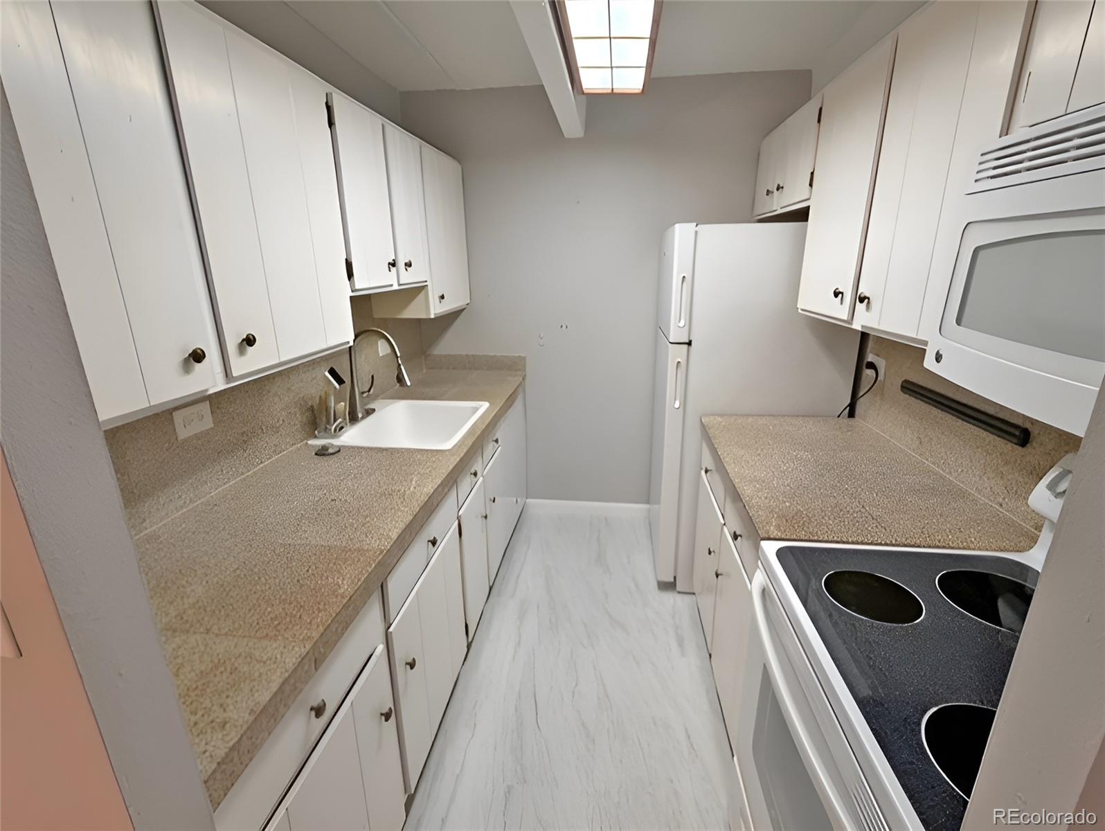 MLS Image #9 for 8060 e girard avenue 813,denver, Colorado