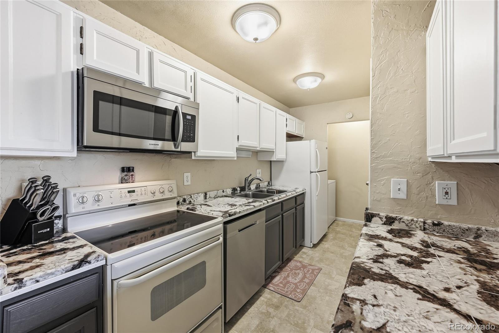 MLS Image #11 for 8910  fox drive,thornton, Colorado