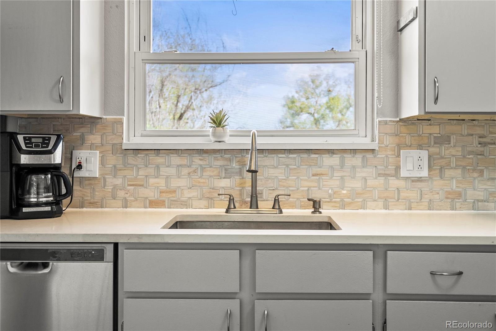 MLS Image #5 for 5452 e 108th place,thornton, Colorado