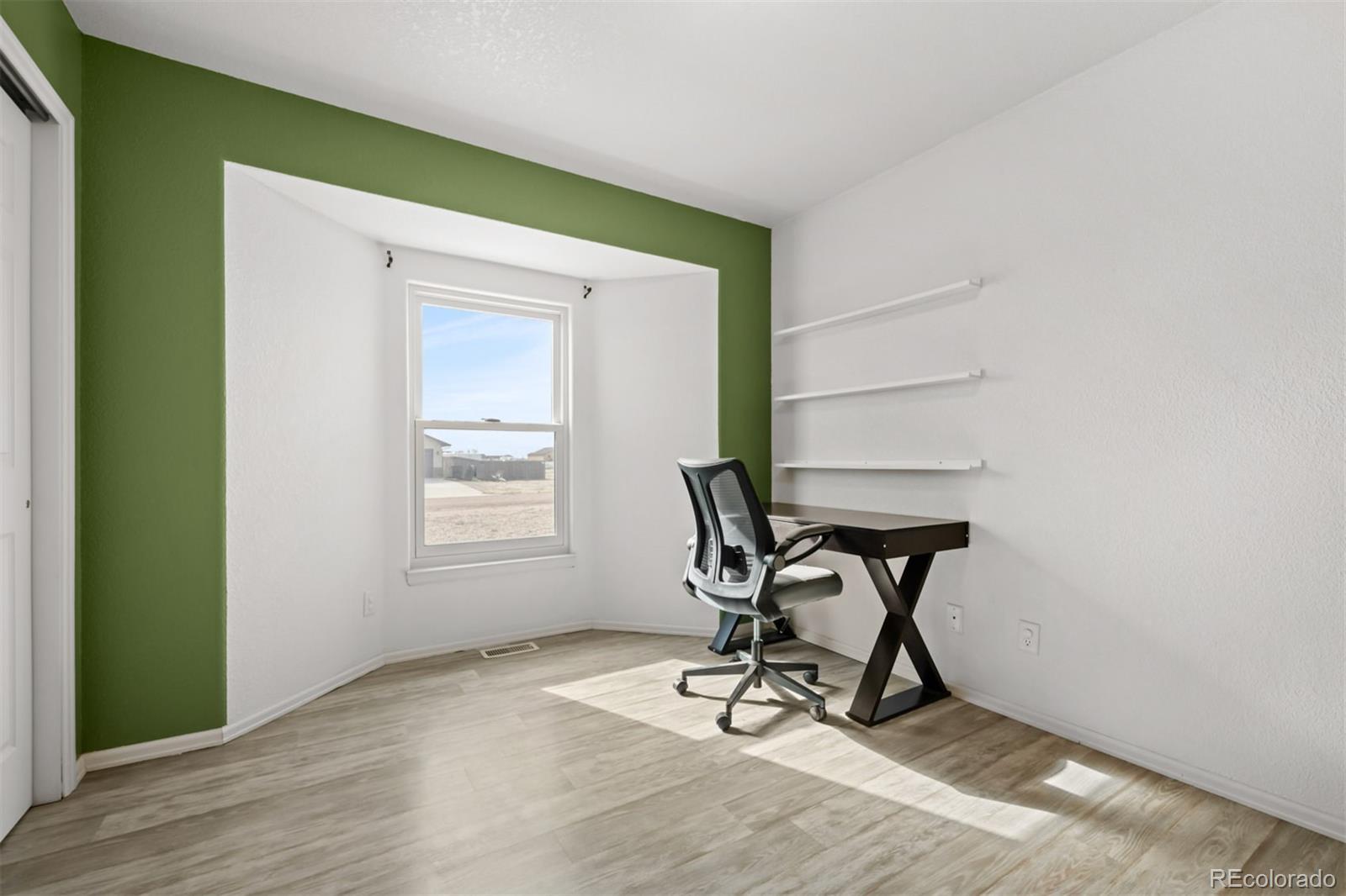 MLS Image #14 for 965 n cimarron drive,pueblo, Colorado