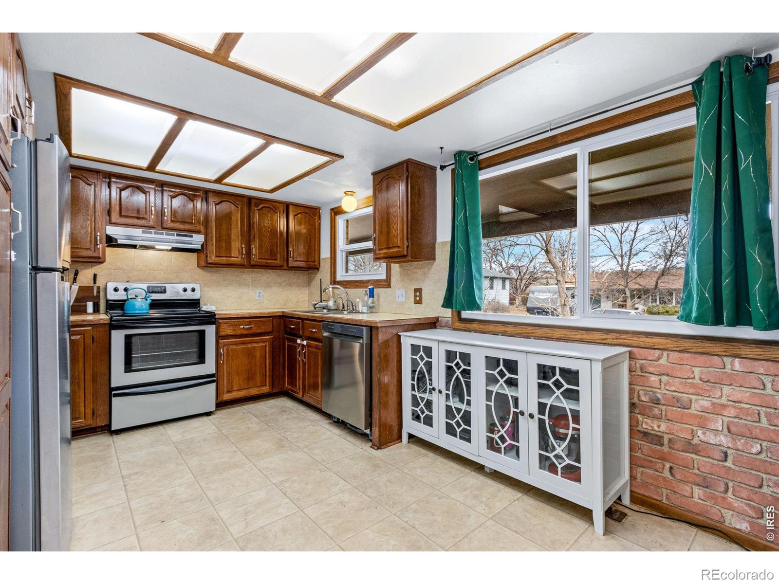 MLS Image #3 for 1045  montview road,fort collins, Colorado