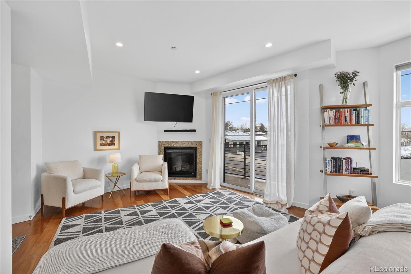 MLS Image #2 for 2900 w 44th avenue,denver, Colorado