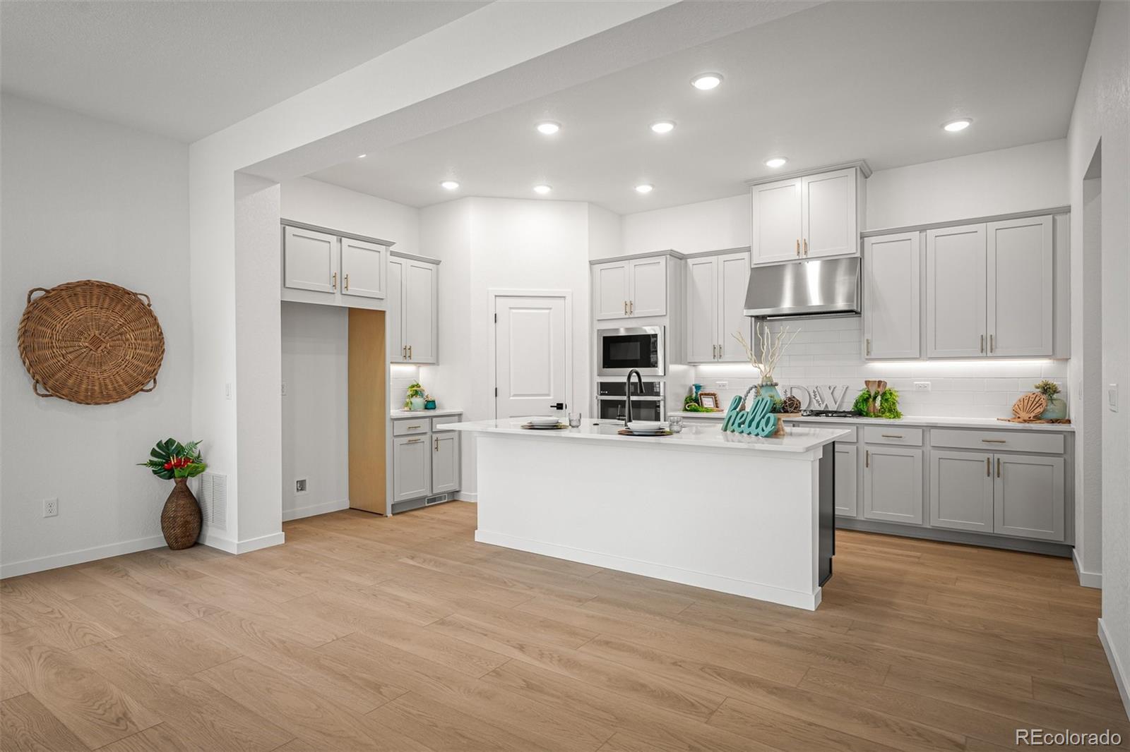 MLS Image #3 for 6647  knapp drive,colorado springs, Colorado