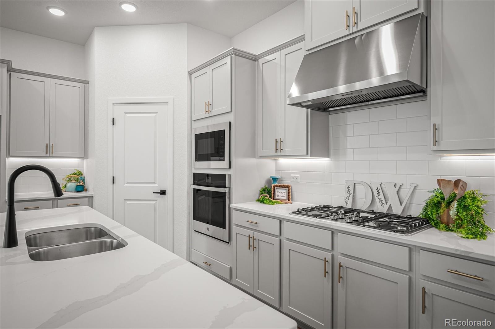 MLS Image #7 for 6647  knapp drive,colorado springs, Colorado