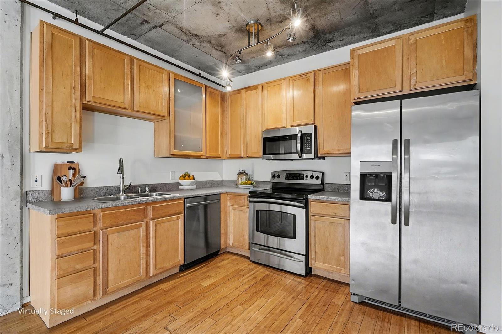 MLS Image #5 for 1475  delgany street 205,denver, Colorado