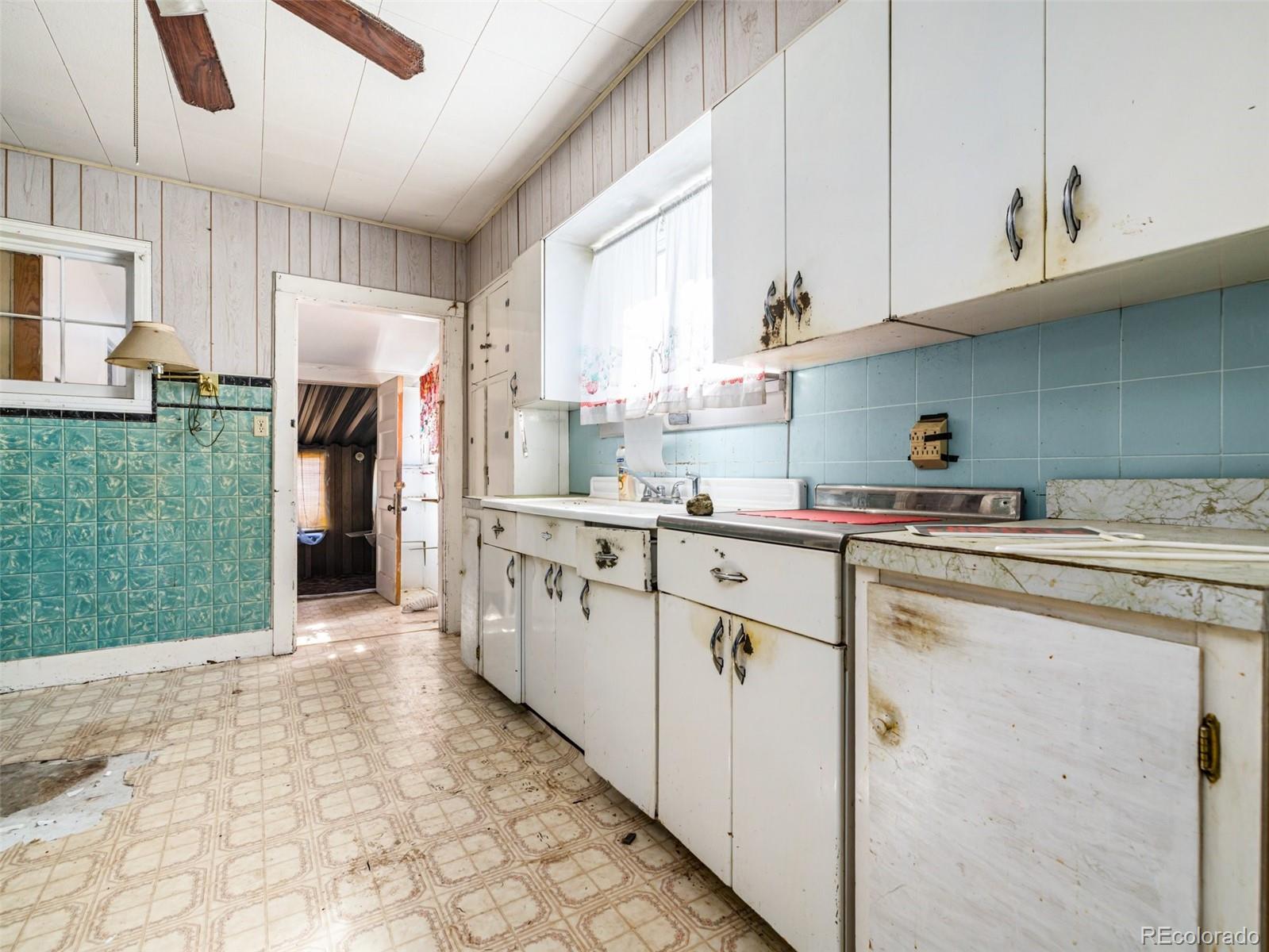 MLS Image #11 for 136  sproull avenue,walsenburg, Colorado