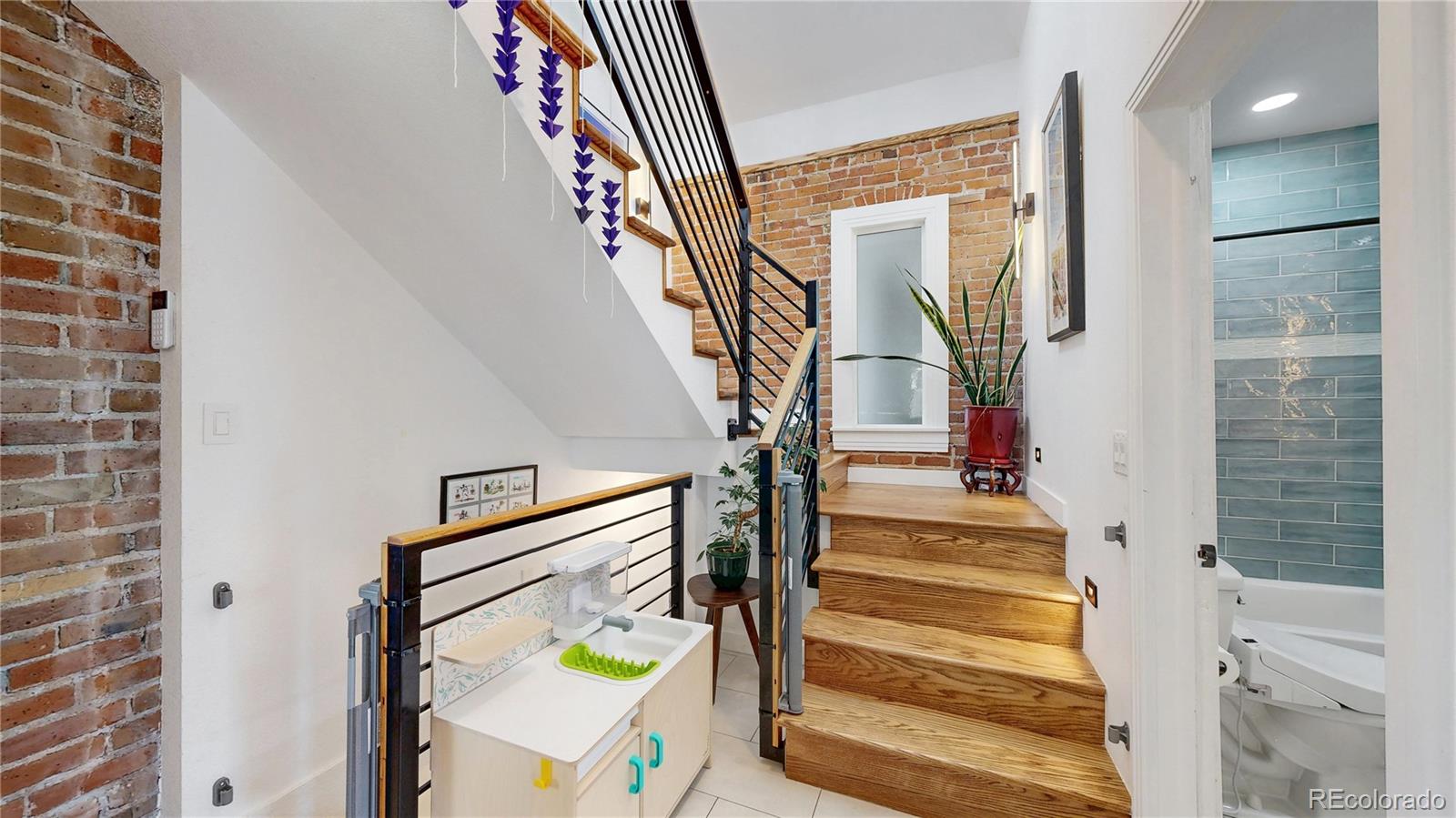 MLS Image #12 for 3533 n marion street,denver, Colorado