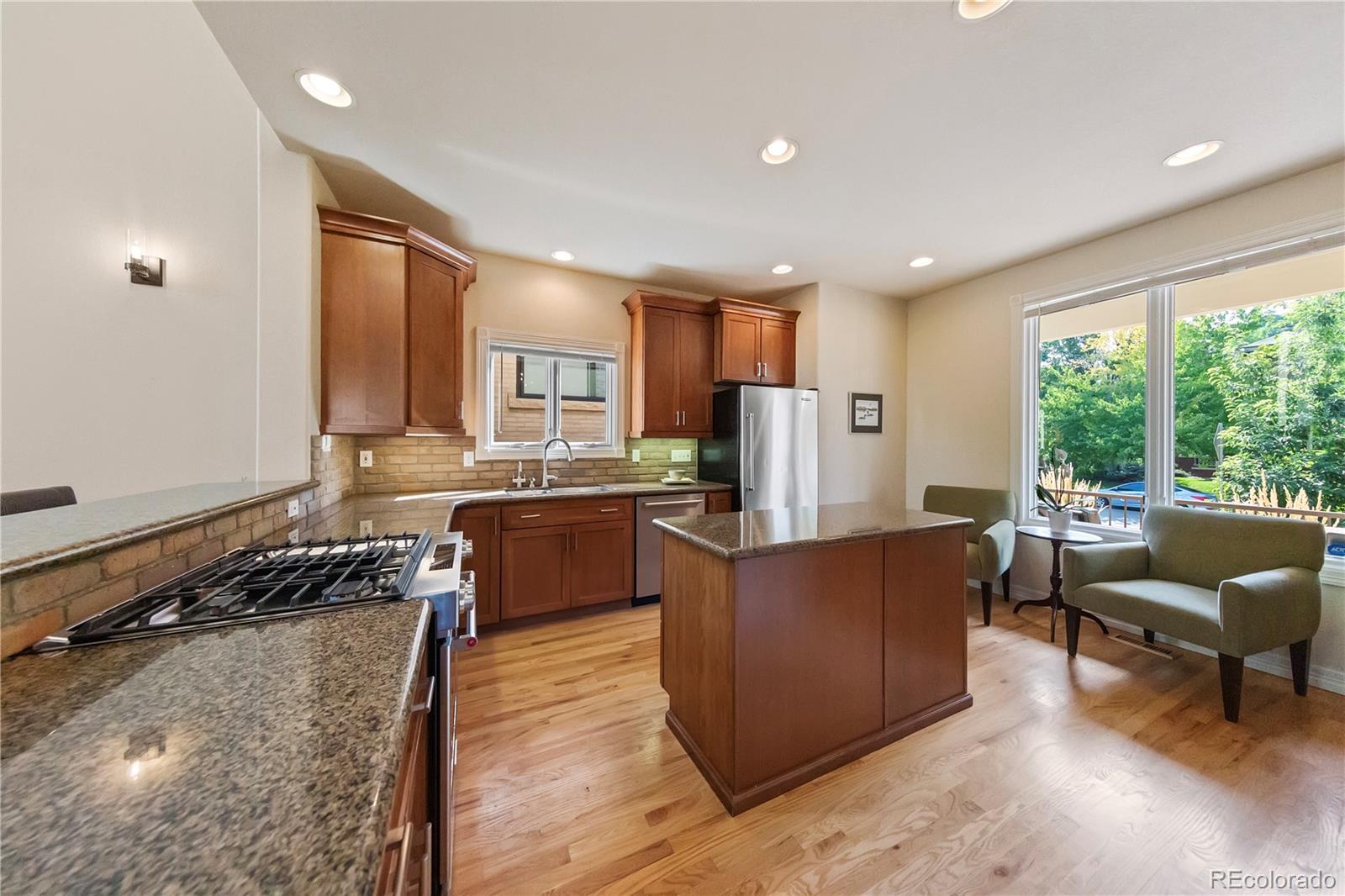 MLS Image #9 for 2050 n gaylord street,denver, Colorado