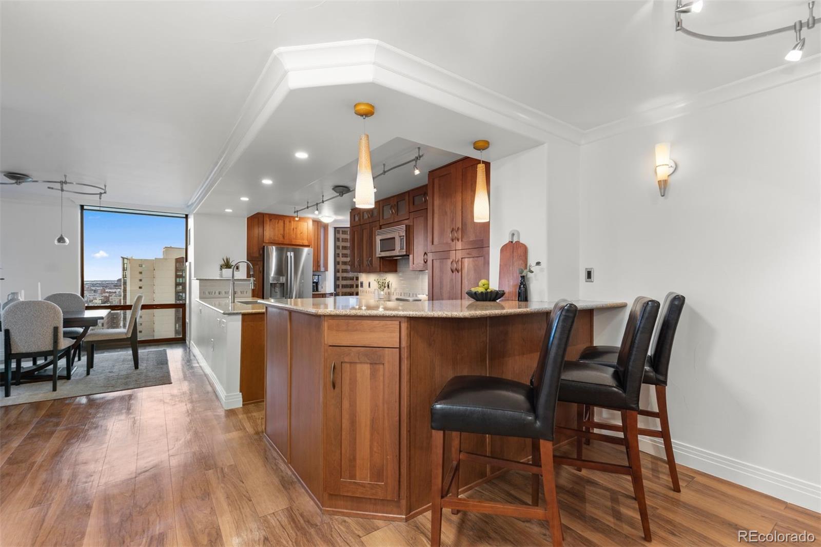 MLS Image #8 for 1625  larimer street 2307,denver, Colorado