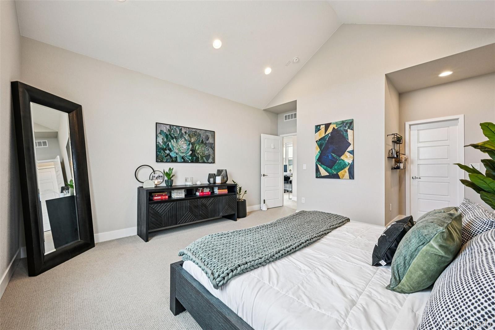 MLS Image #18 for 10352 e 63rd avenue,denver, Colorado