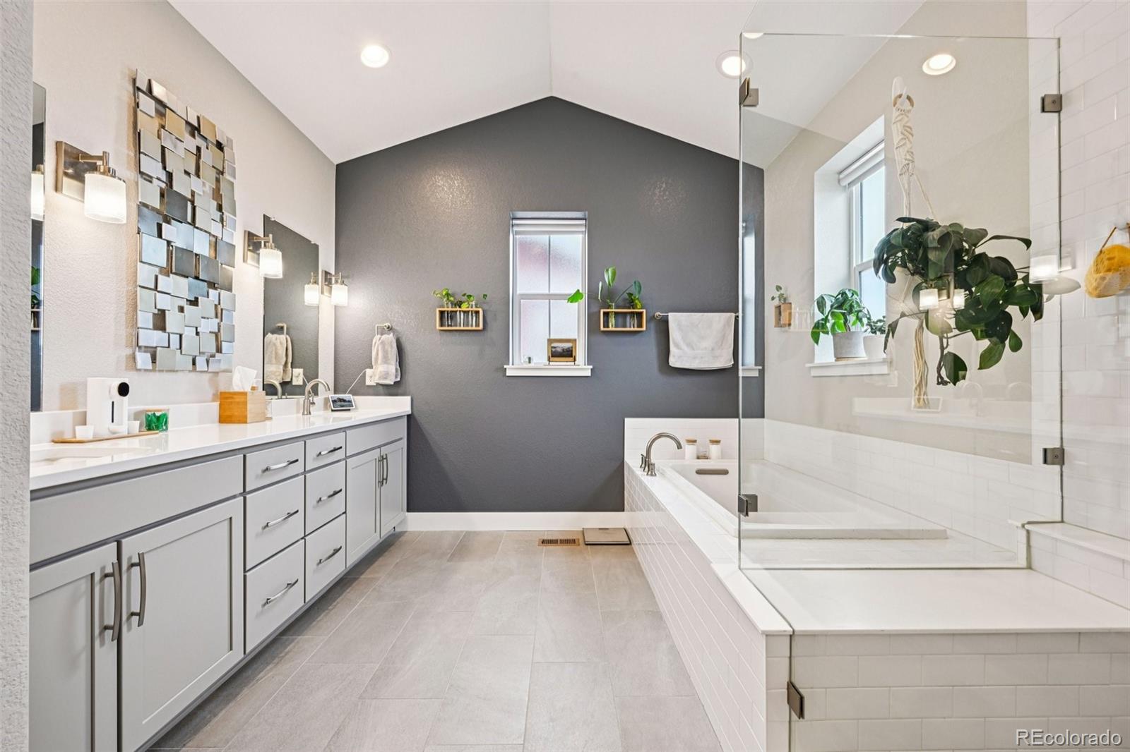 MLS Image #19 for 10352 e 63rd avenue,denver, Colorado