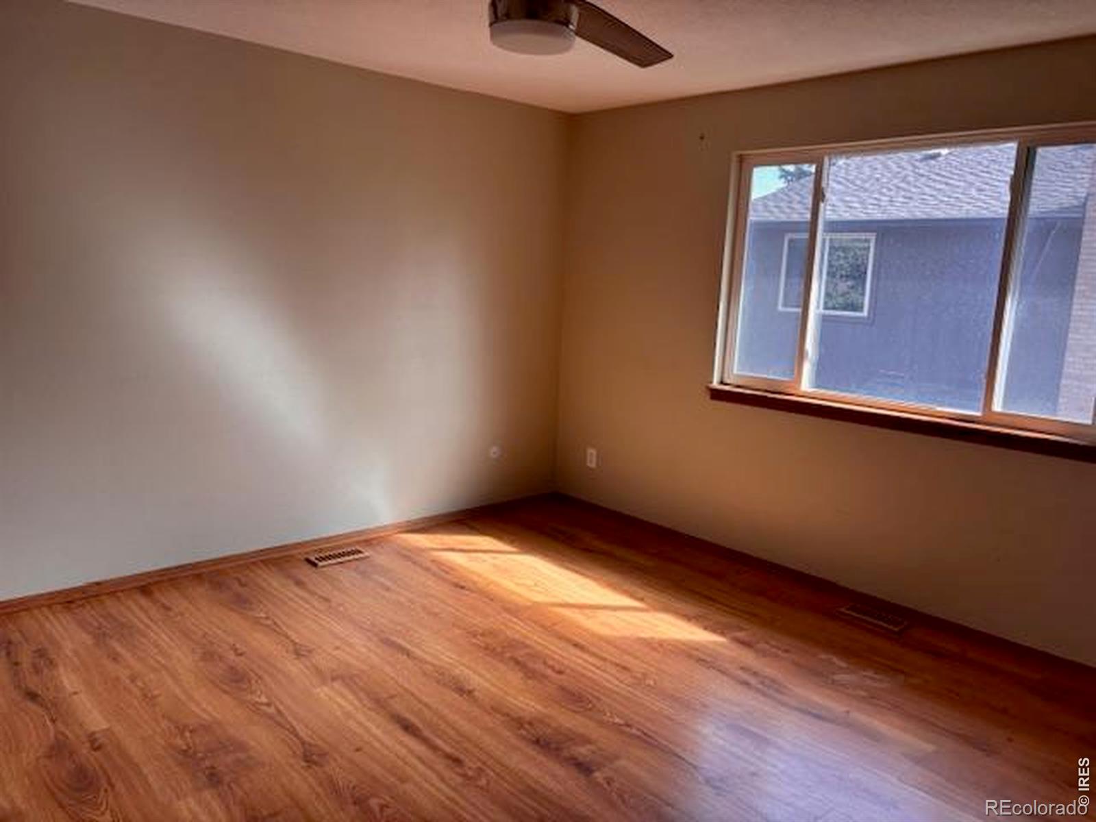 MLS Image #12 for 3331  lakeview circle,longmont, Colorado