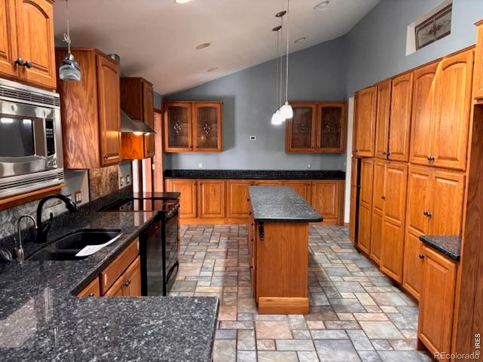 MLS Image #6 for 3331  lakeview circle,longmont, Colorado