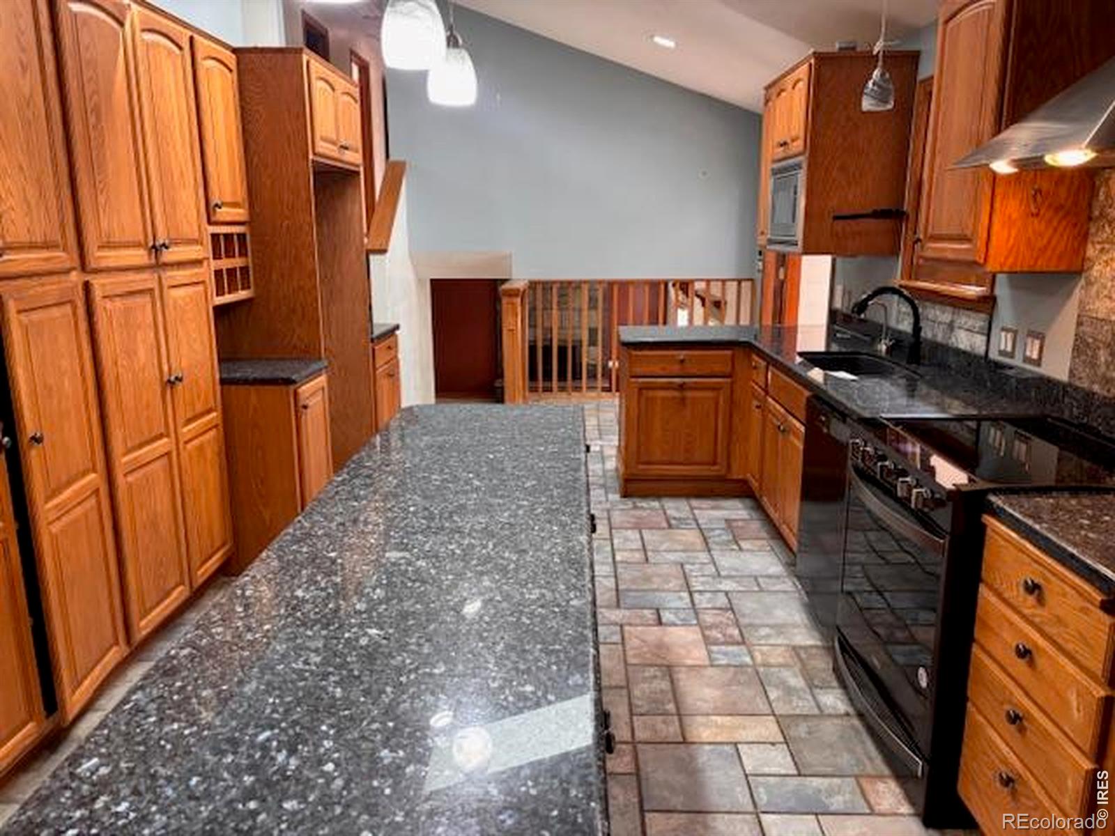 MLS Image #7 for 3331  lakeview circle,longmont, Colorado