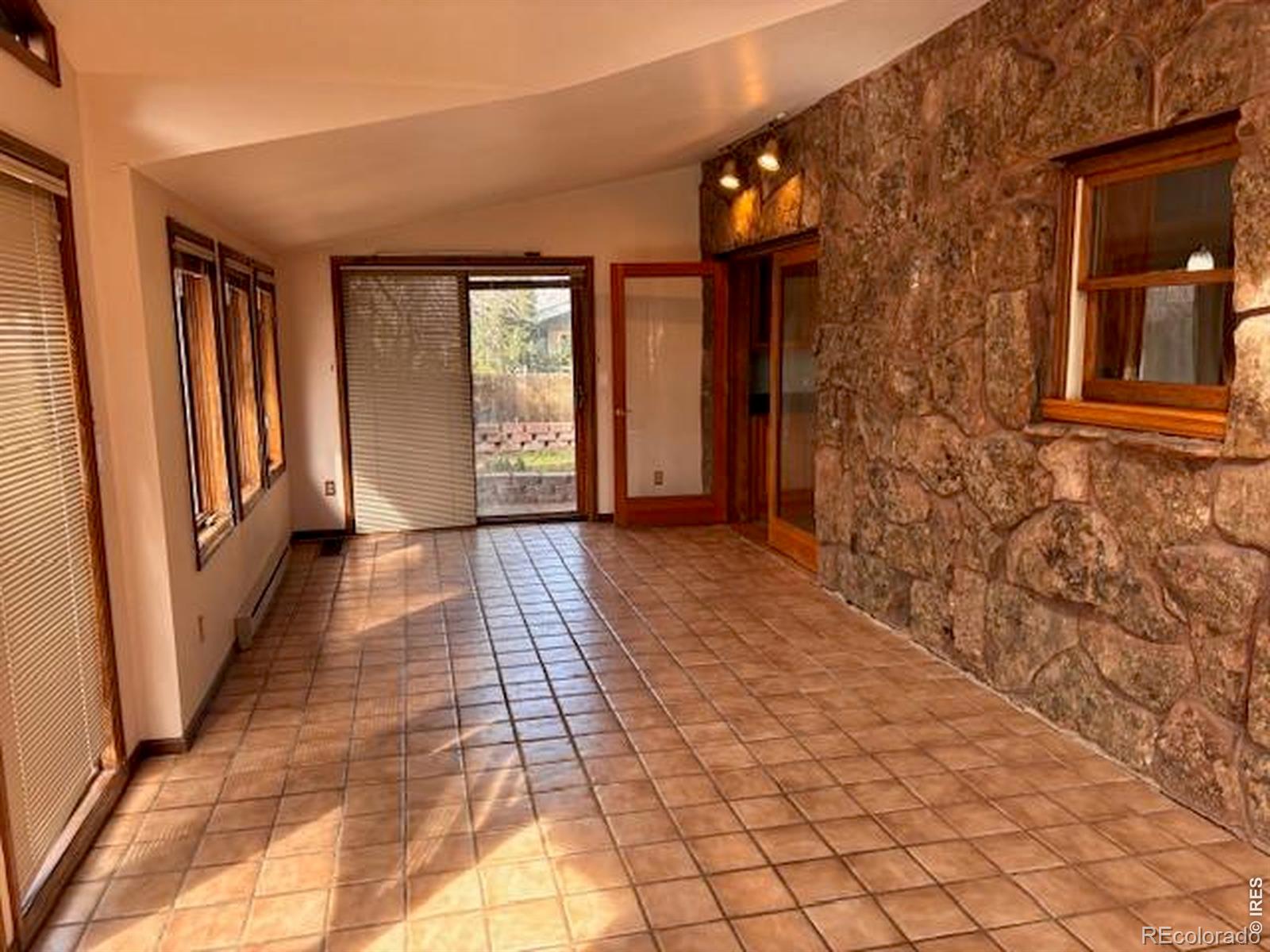MLS Image #8 for 3331  lakeview circle,longmont, Colorado