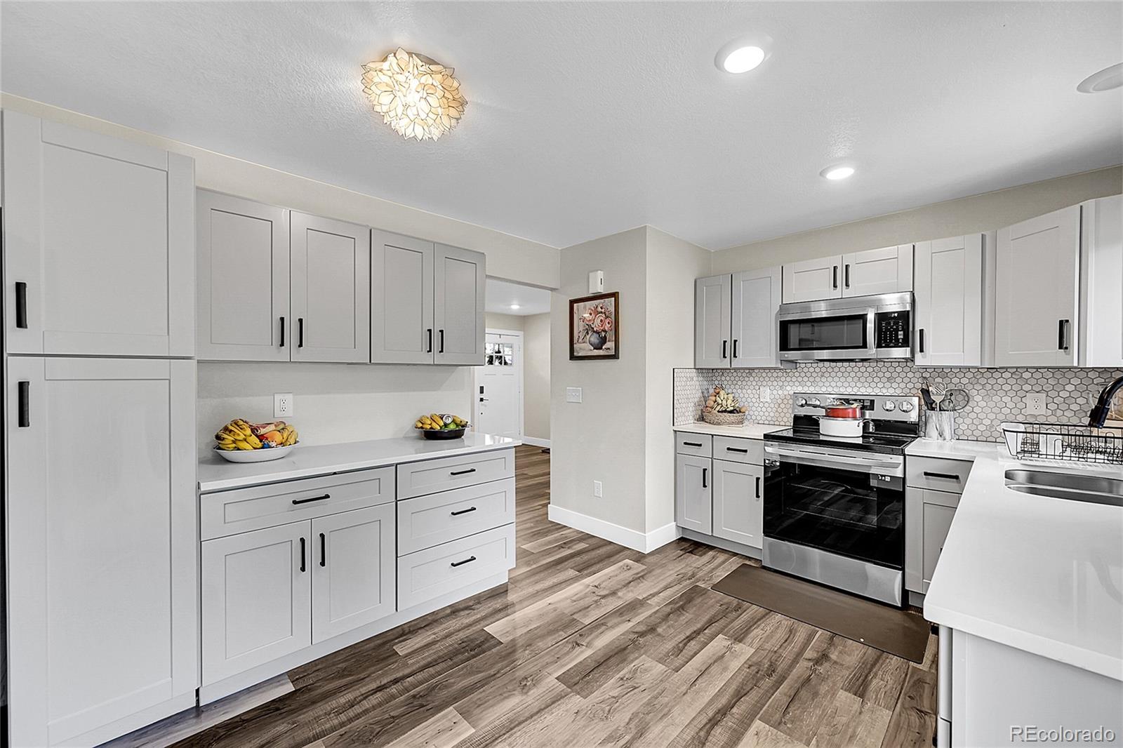 MLS Image #23 for 912 s bross street,longmont, Colorado