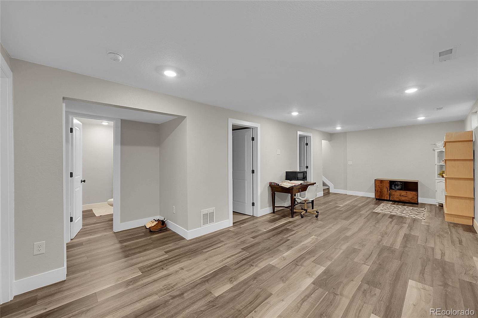 MLS Image #25 for 912 s bross street,longmont, Colorado