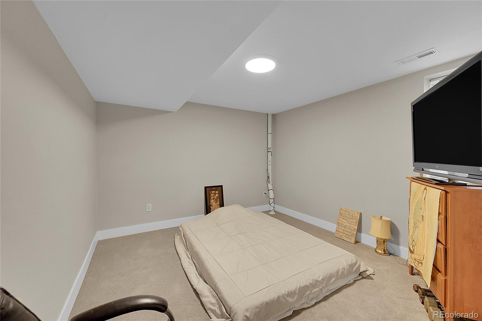 MLS Image #27 for 912 s bross street,longmont, Colorado