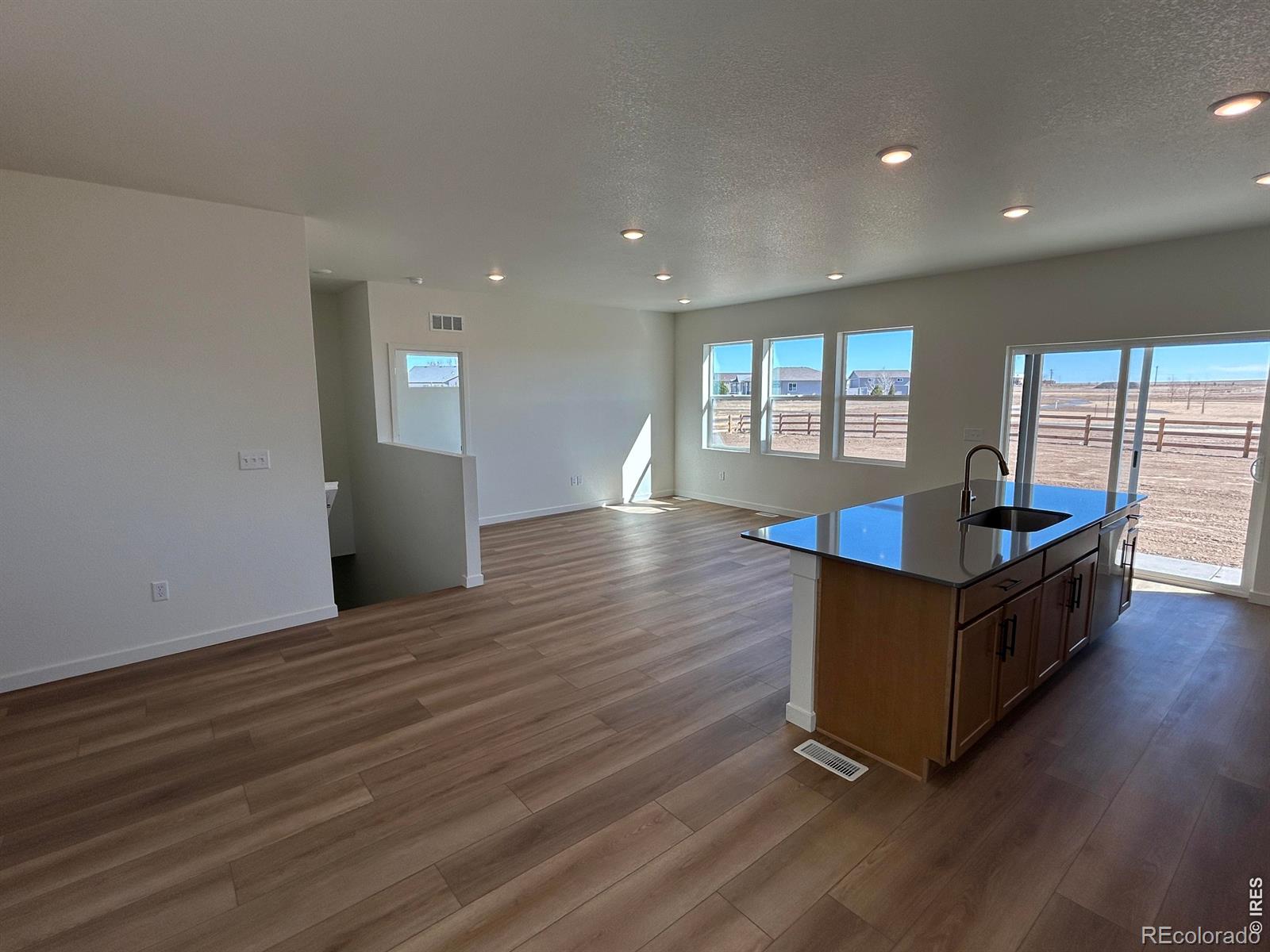 MLS Image #4 for 510  gavin court,hudson, Colorado