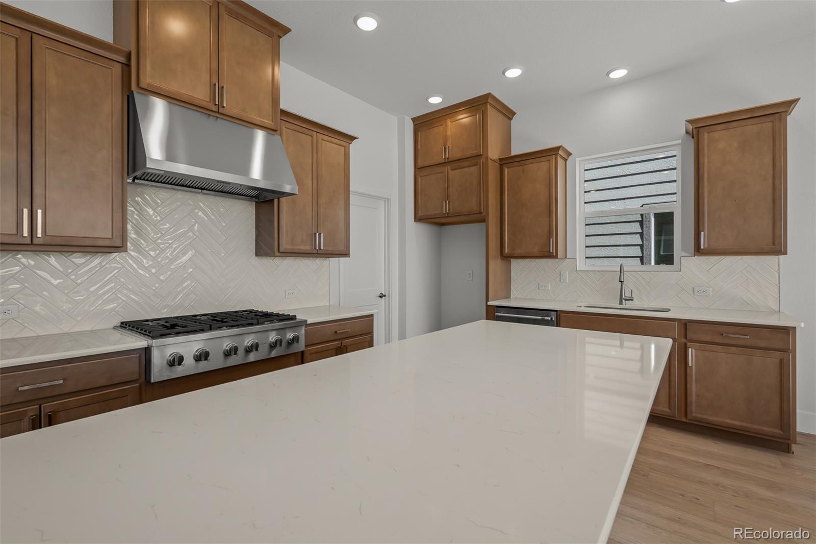 MLS Image #10 for 4515  peak crest view,colorado springs, Colorado