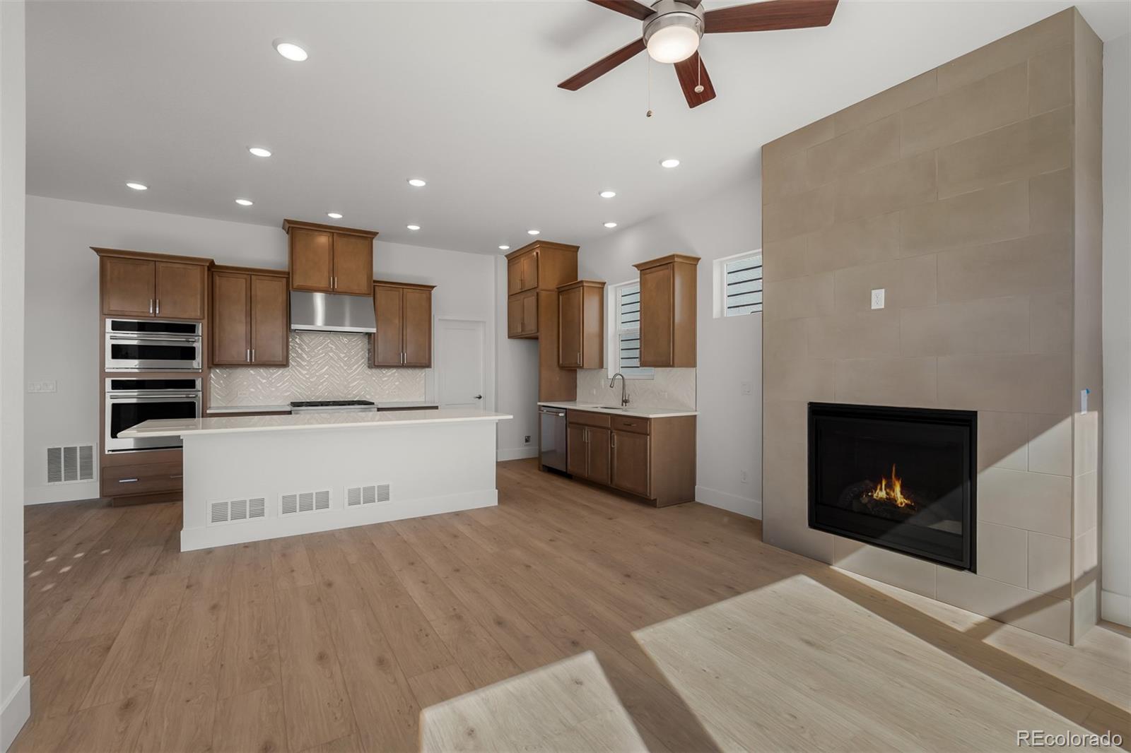 MLS Image #8 for 4515  peak crest view,colorado springs, Colorado