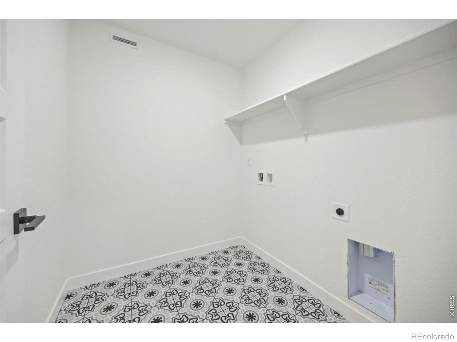 MLS Image #14 for 141  washington street,erie, Colorado