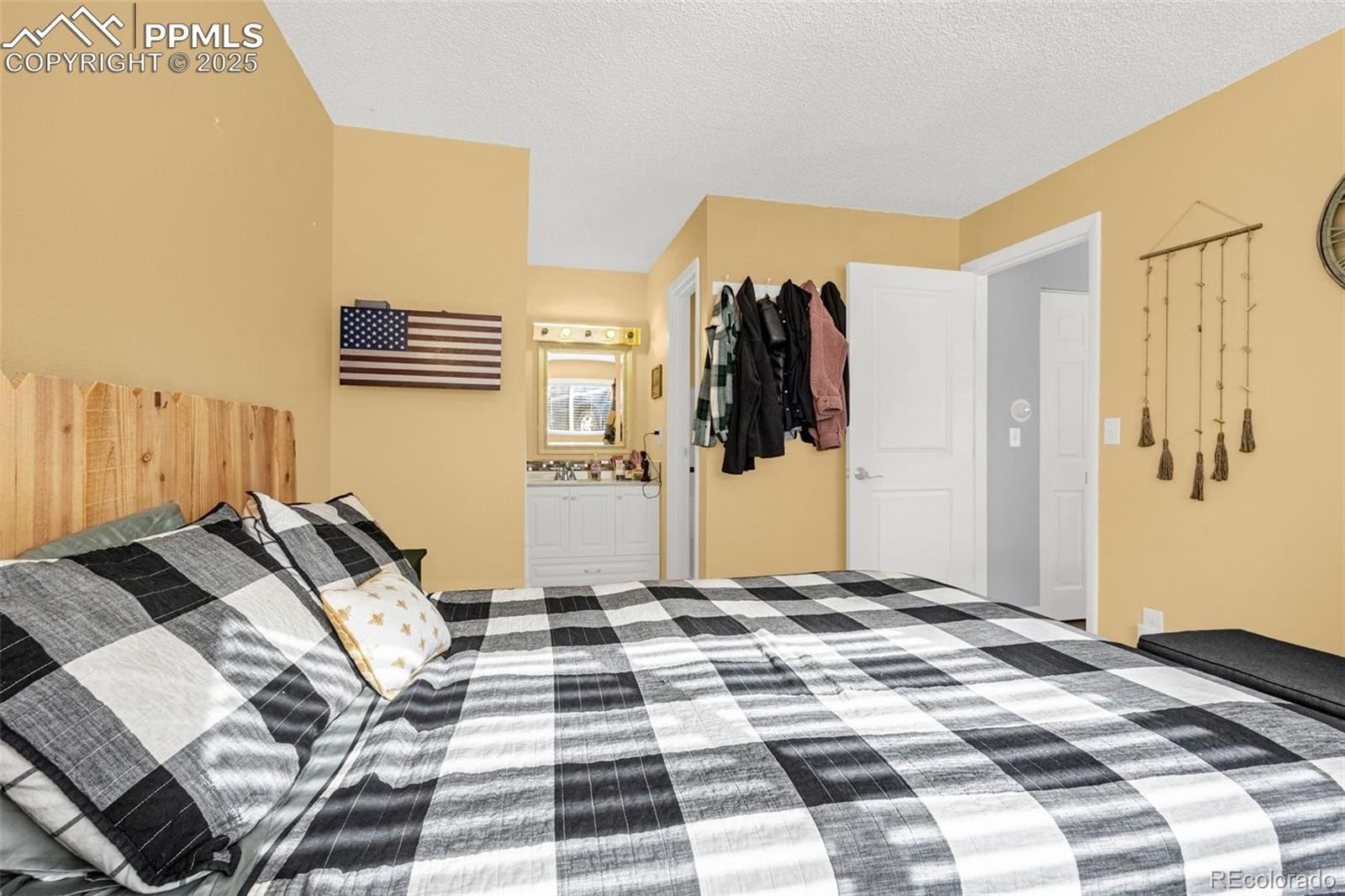 MLS Image #12 for 5030  el camino drive,colorado springs, Colorado