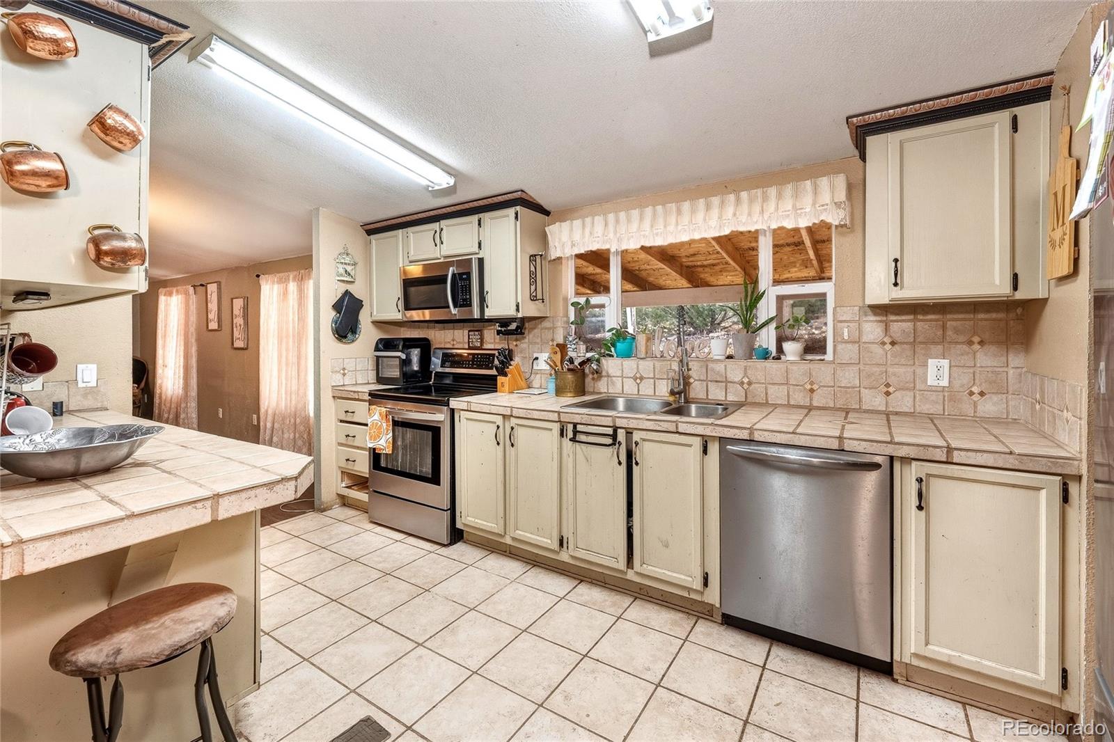 MLS Image #8 for 26131  pinon ridge drive,aguilar, Colorado