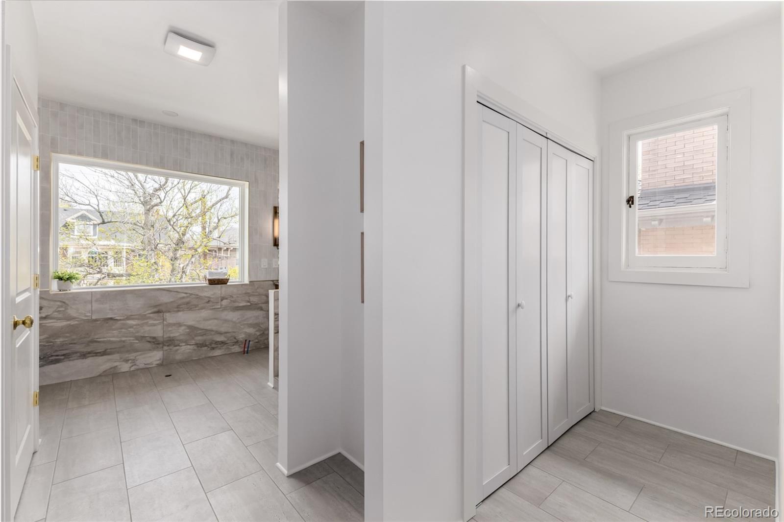 MLS Image #21 for 668 n clarkson street,denver, Colorado