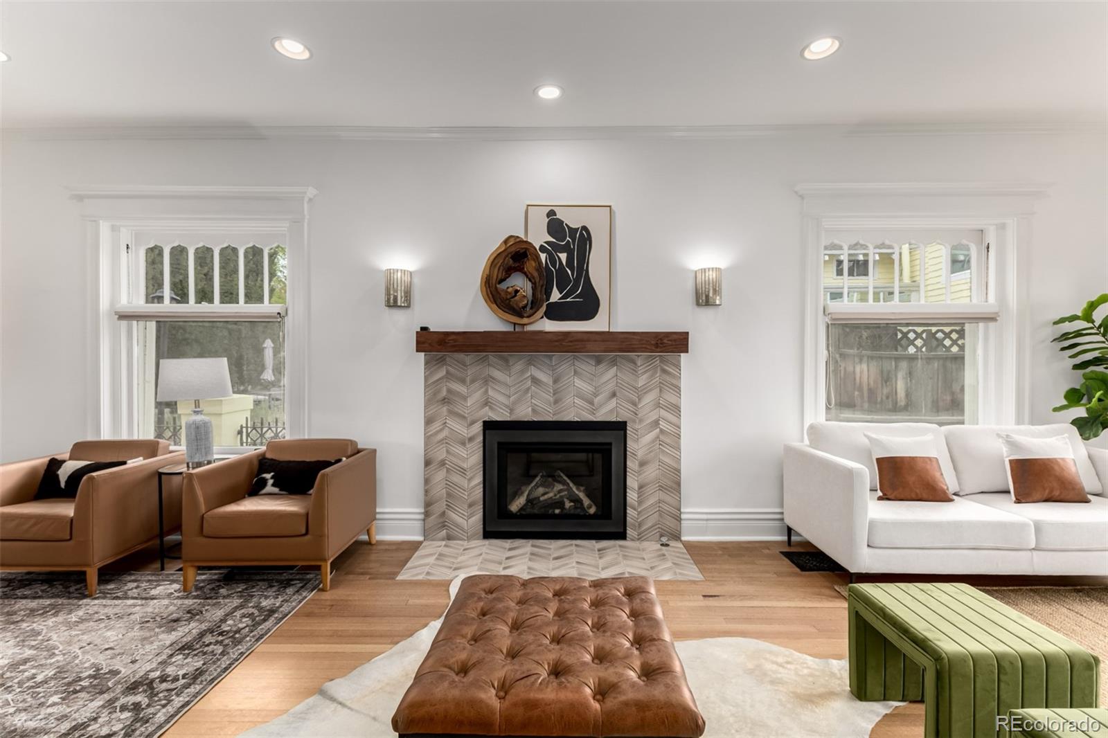 MLS Image #7 for 668 n clarkson street,denver, Colorado