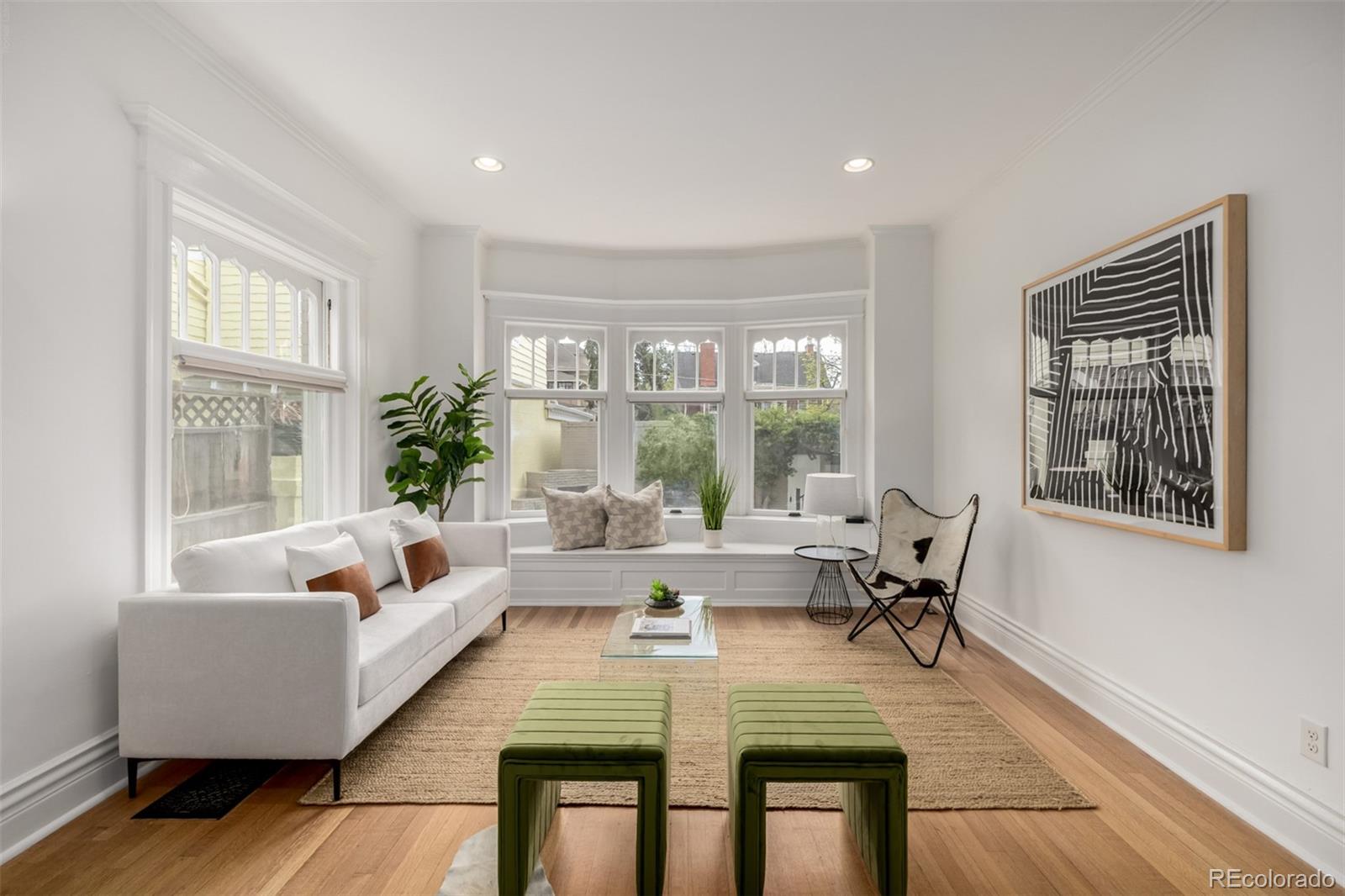 MLS Image #8 for 668 n clarkson street,denver, Colorado